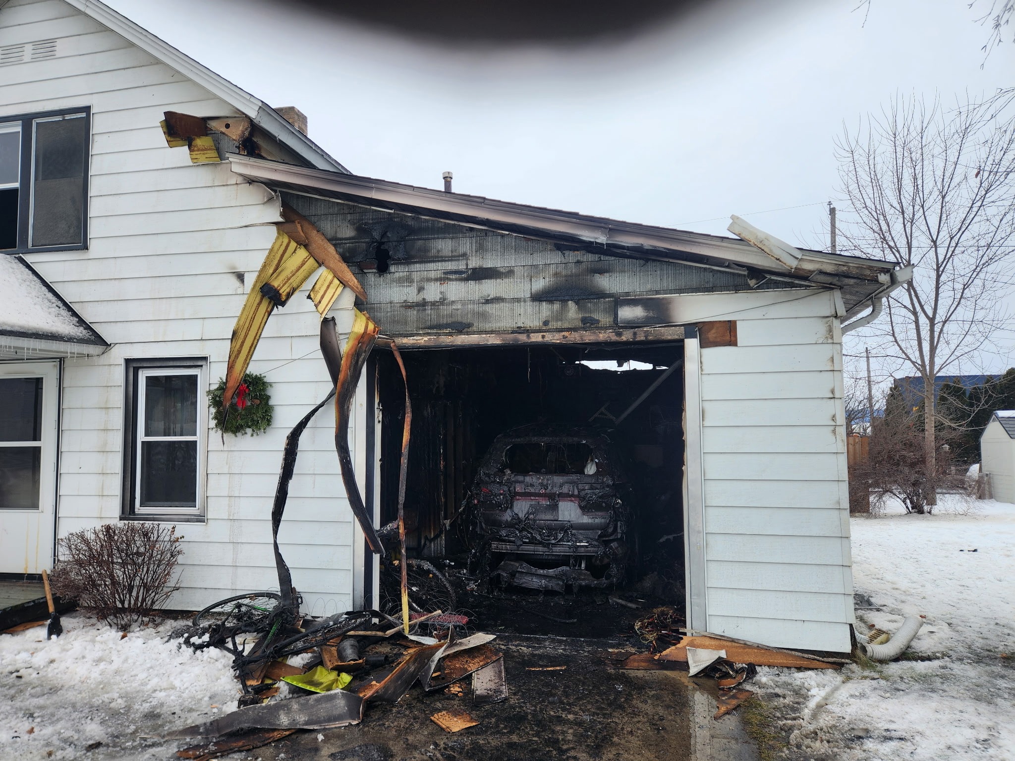 Help Jeff & KatieLynn Rebuild After House Fire campaign photo, 4 of 6