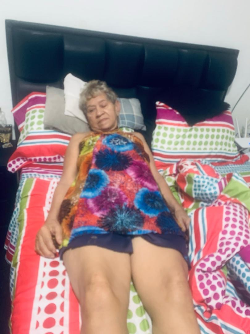 Ayuda urgente para la operación de mi abuela campaign photo, 2 of 8