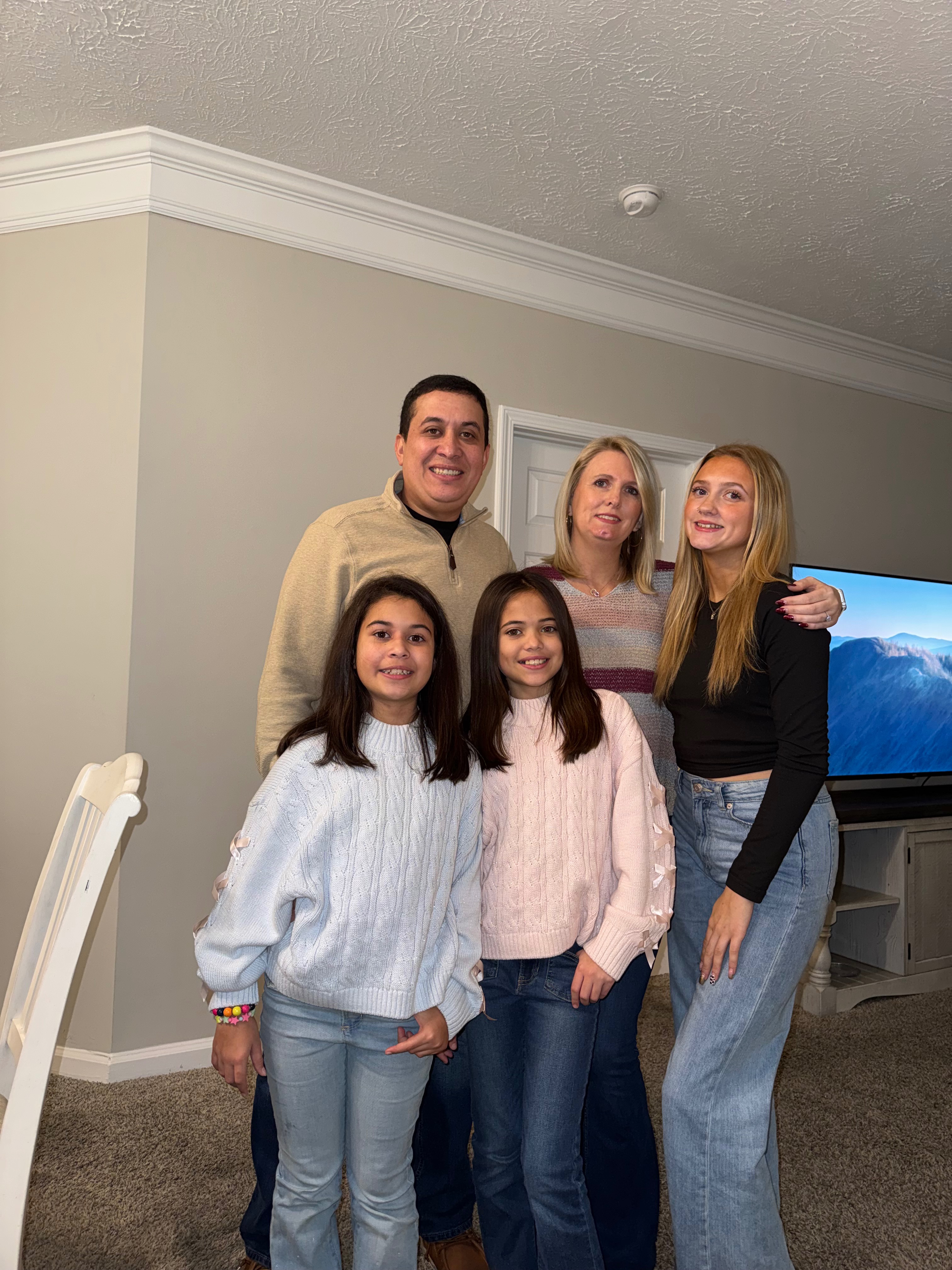 Keep Luis's Daughters in Their Loving Home campaign photo, 2 of 5