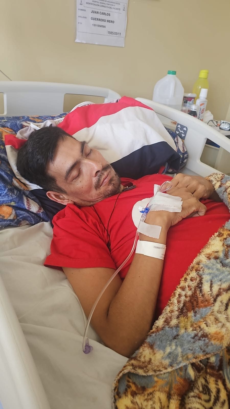 Help us cover Juan Carlos's funeral expenses. campaign photo, 7 of 8