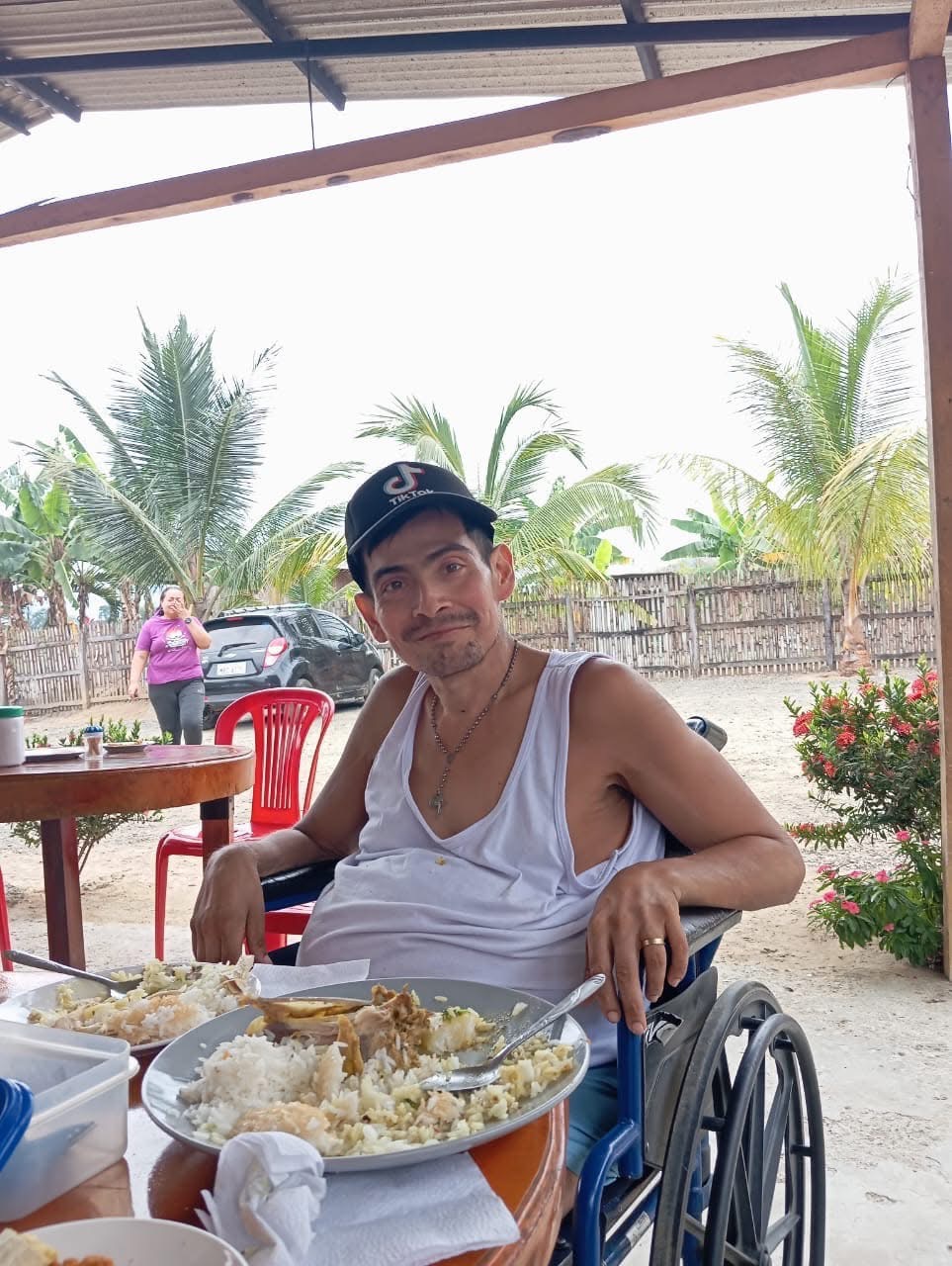 Help us cover Juan Carlos's funeral expenses. campaign photo, 2 of 8
