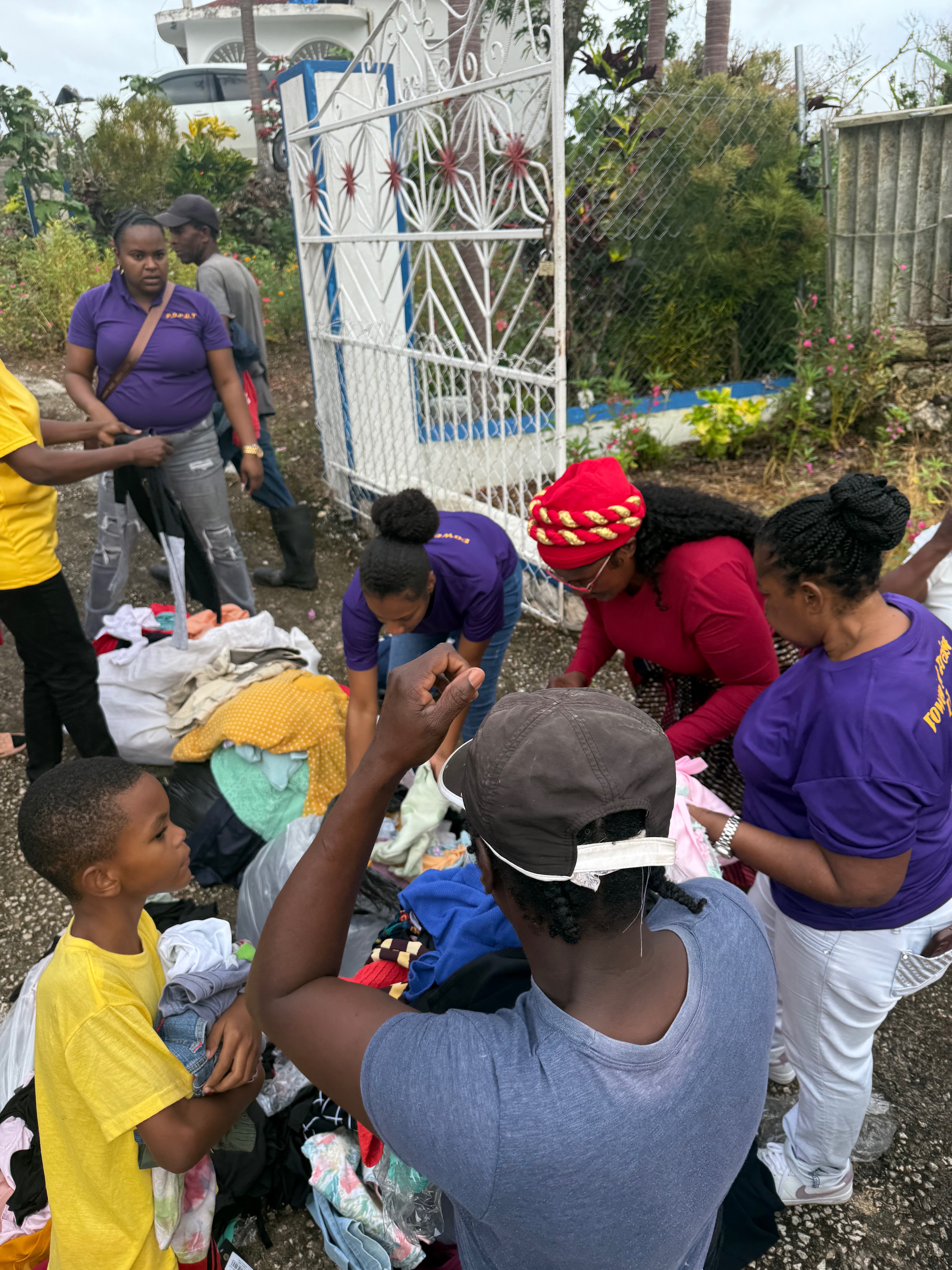 Aid for a Single Mom and Her Kids in Jamaica campaign photo, 2 of 4