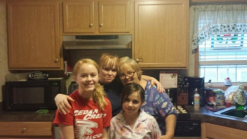 Support for Taylor Ann Marie Butts' Funeral Expenses campaign photo, 2 of 7