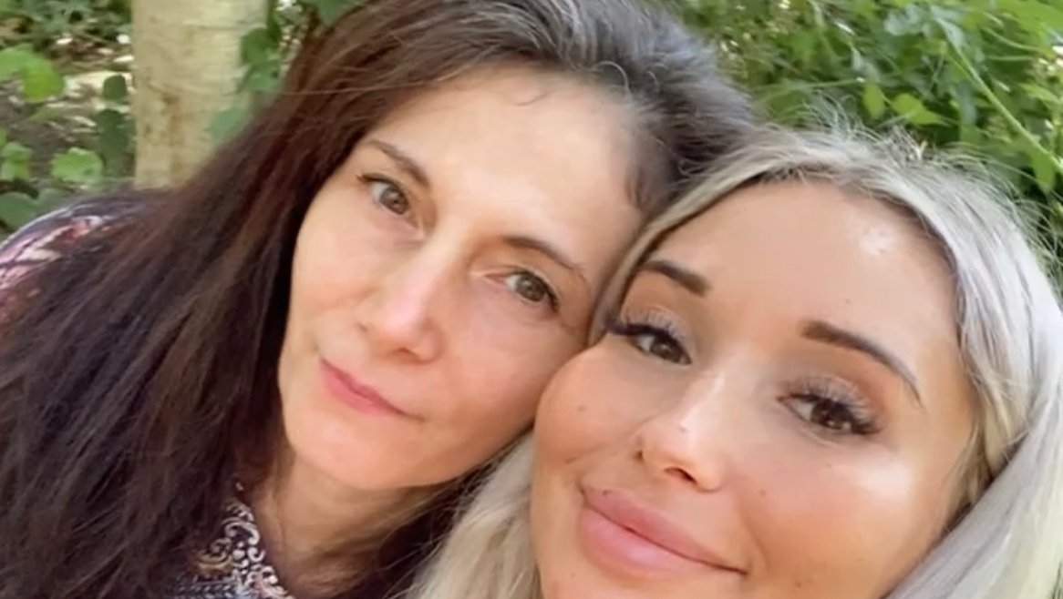 Onze mama is ons alles – help ons tijd te kopen alsjeblieft photo