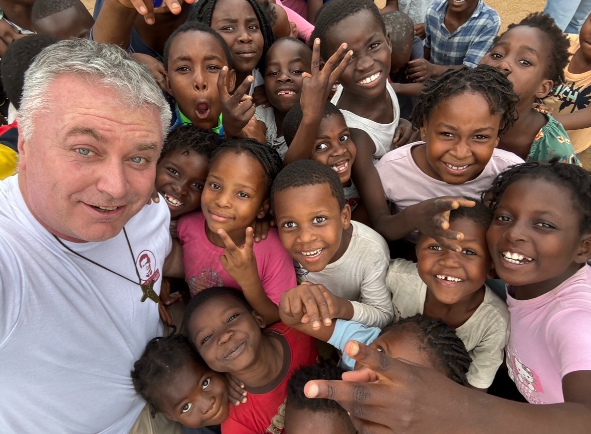 A favore della Missione in Mozambico di Padre Roberto campaign photo, 2 of 7