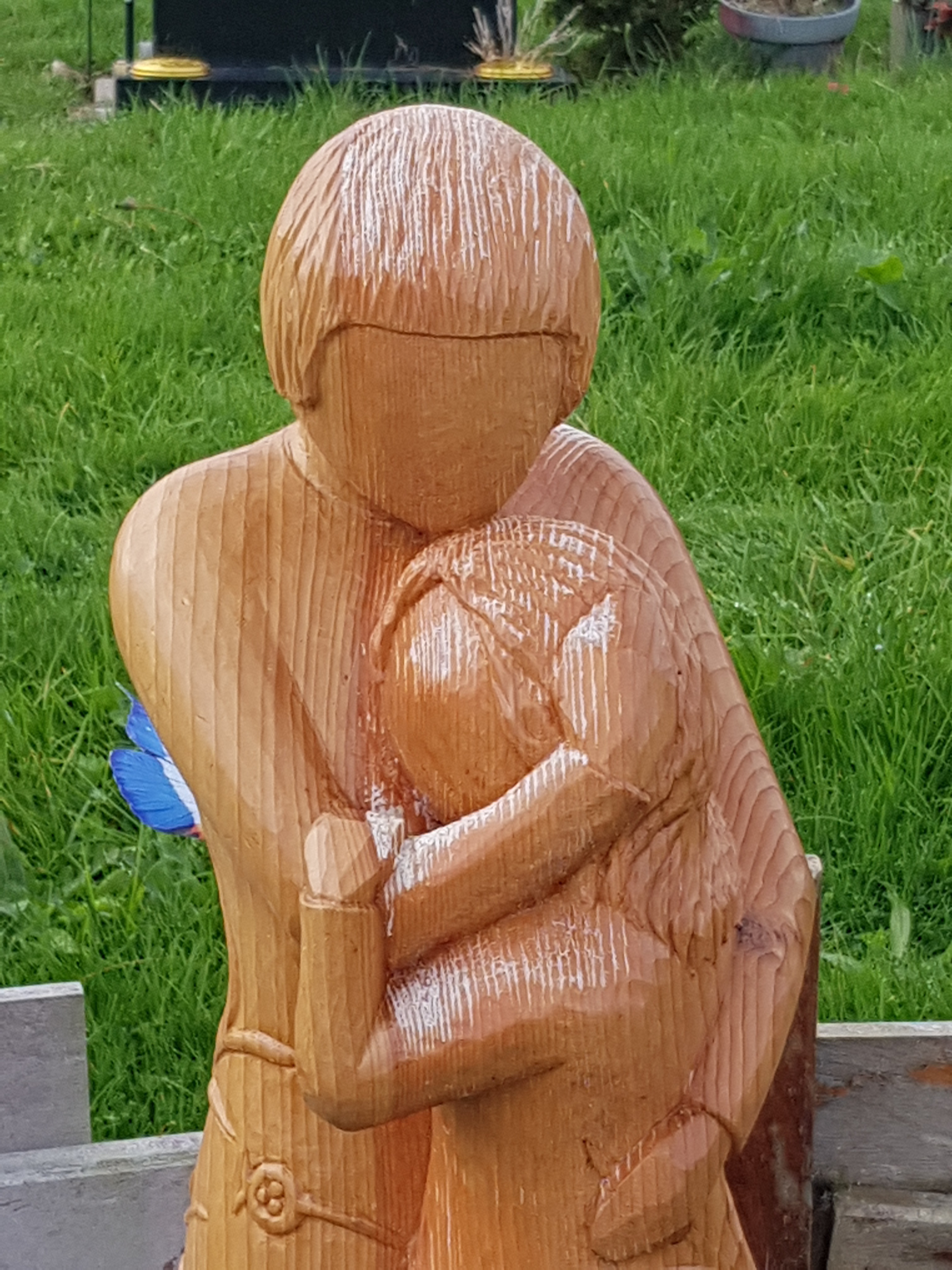Amy and Mum's Memorial Sculpture campaign photo, 2 of 4