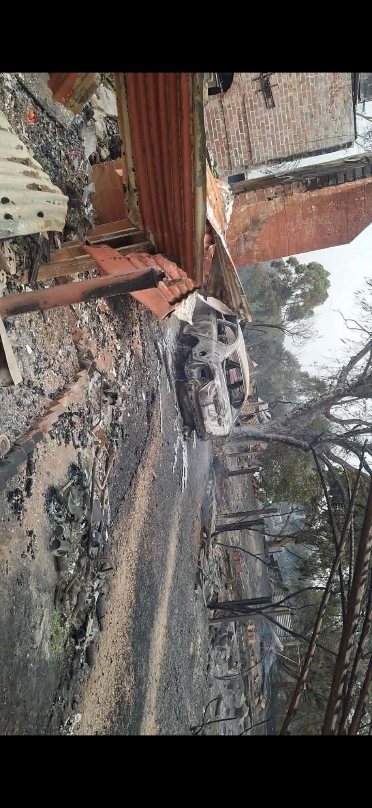 Will Oliver Harcourt fire relief campaign photo, 5 of 7