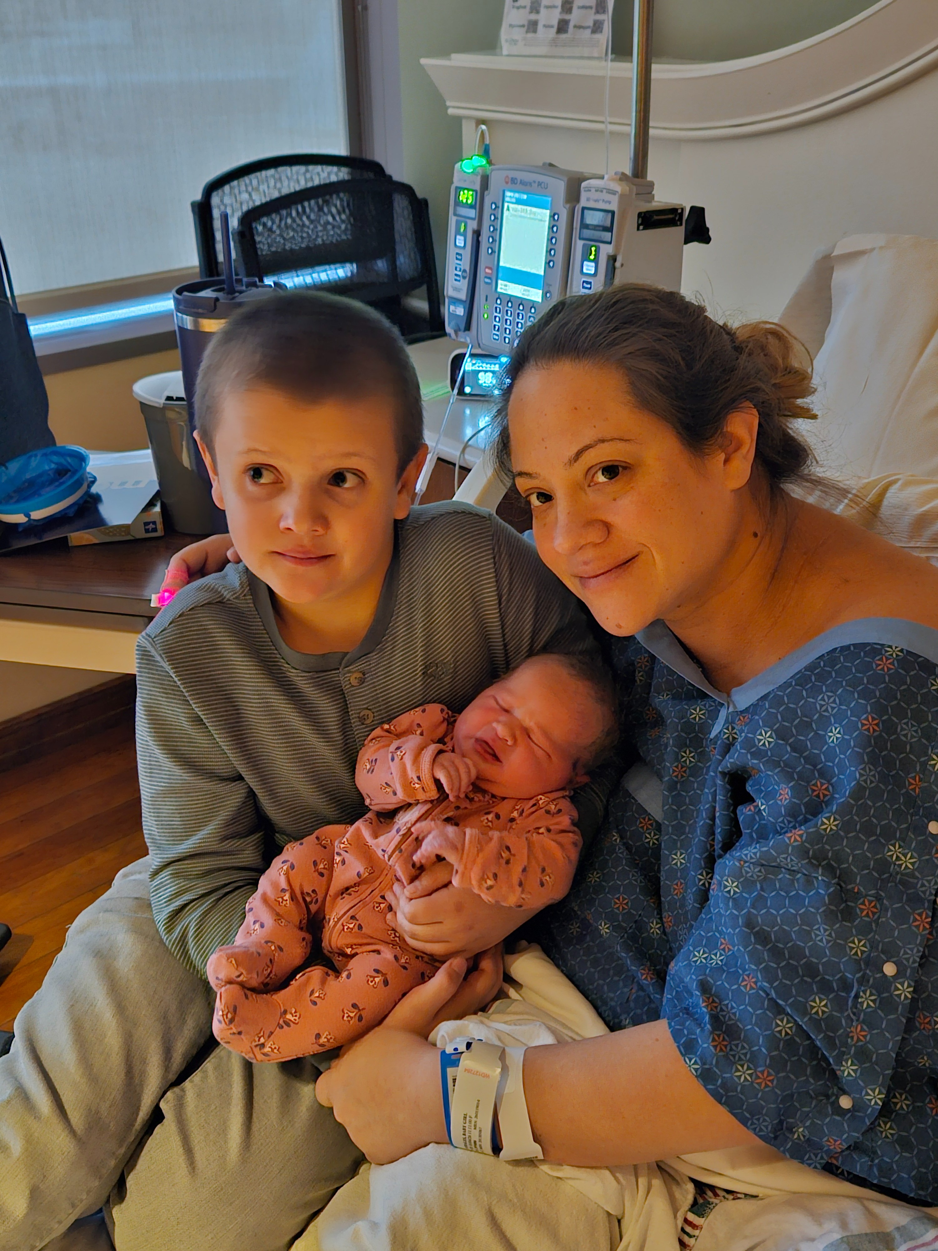 Help a Single Mom Through Maternity Leave campaign photo, 2 of 4