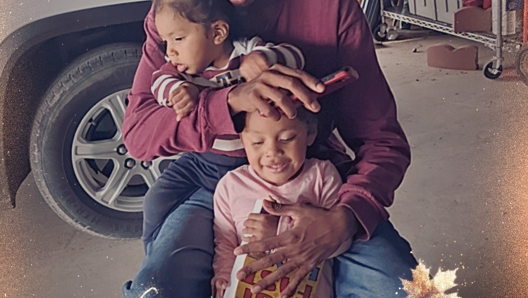 Help Monica Reunite Her Family & Keep Their Home photo