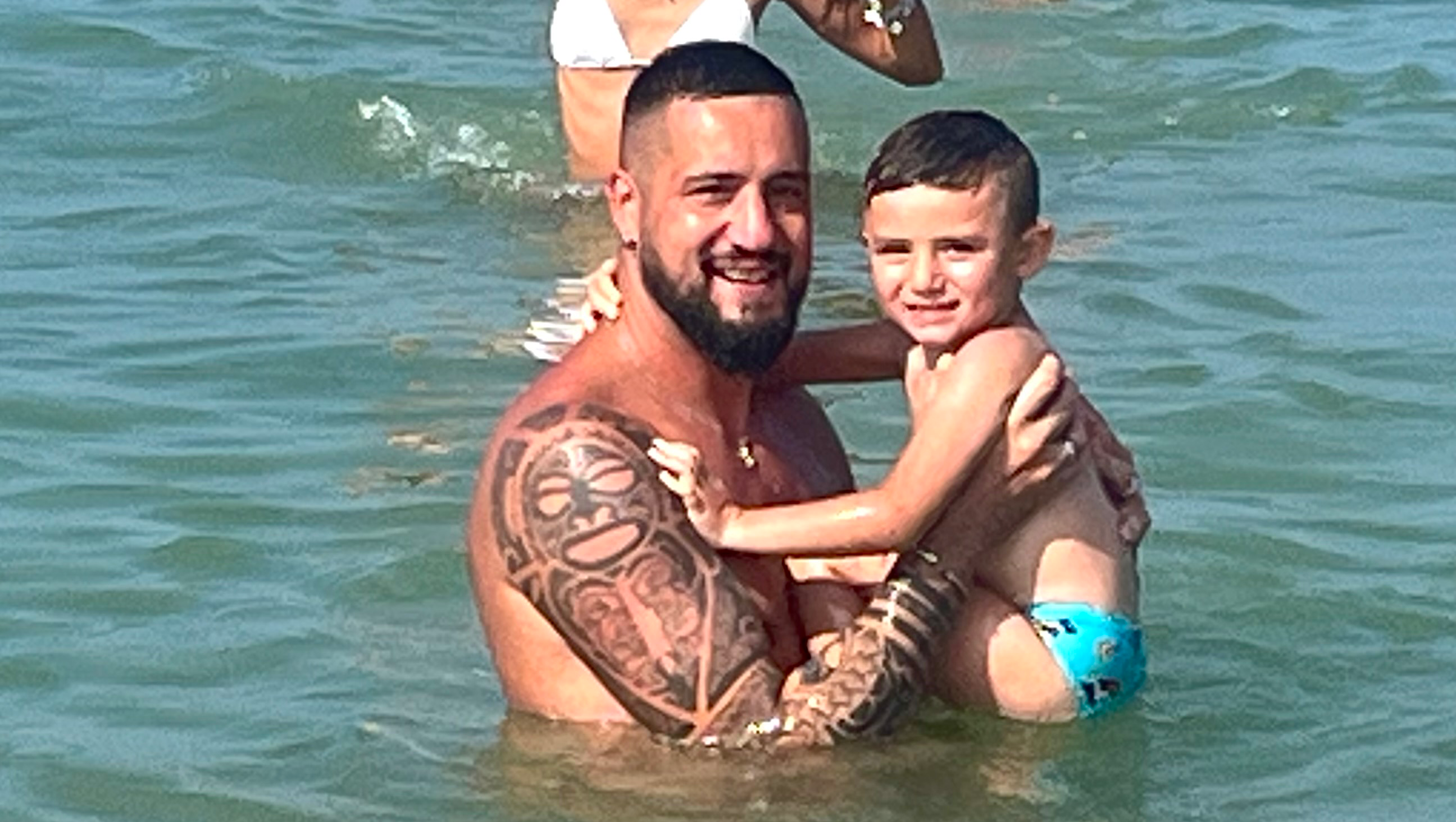 AIUTA MATTIA ..!!? pinned link photo