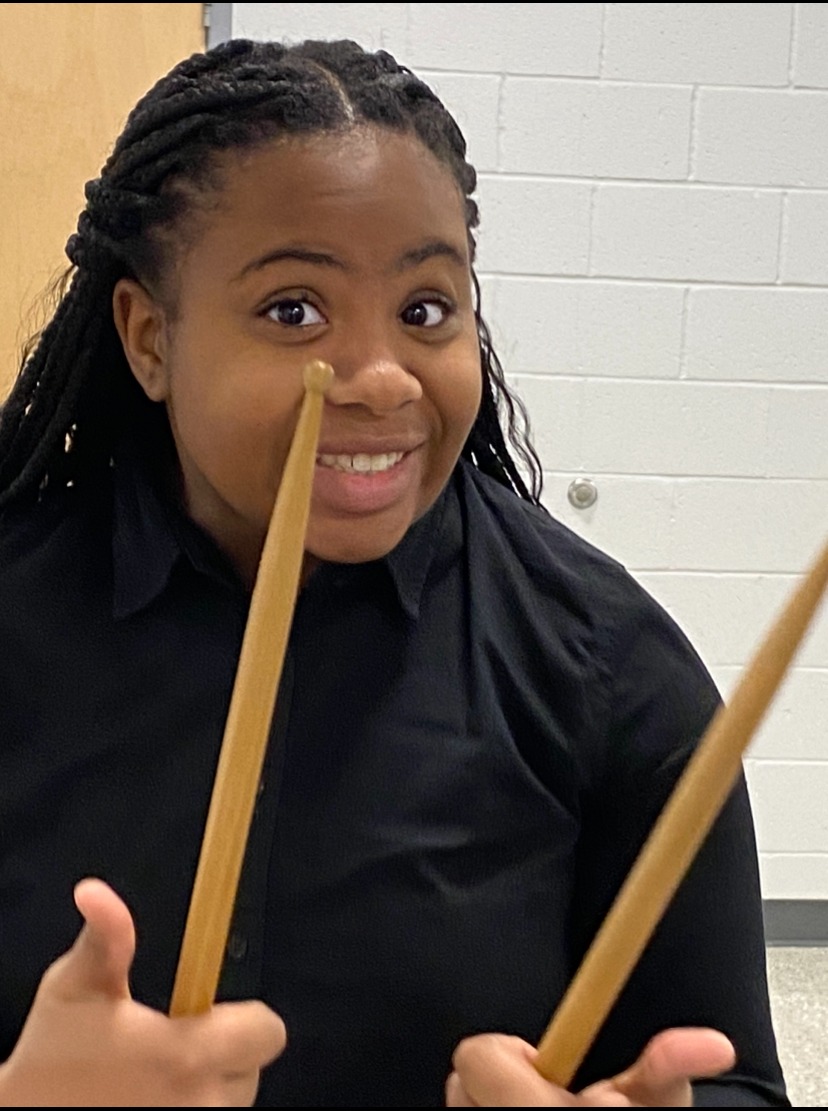 Help Ashlyn Continue Her Music Education campaign photo, 2 of 6
