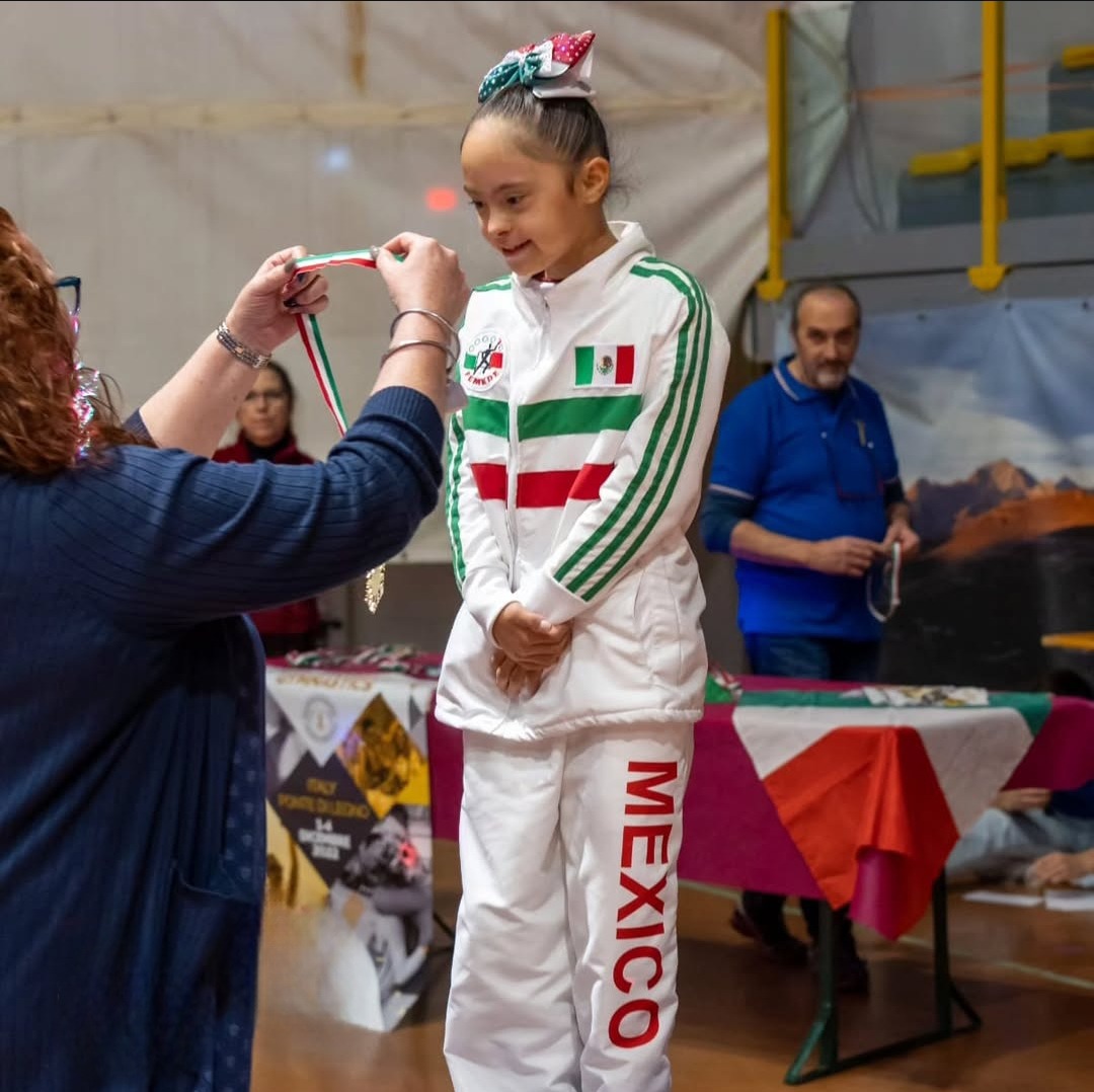 Support Helena on Her Journey to the World Championships campaign photo, 2 of 7