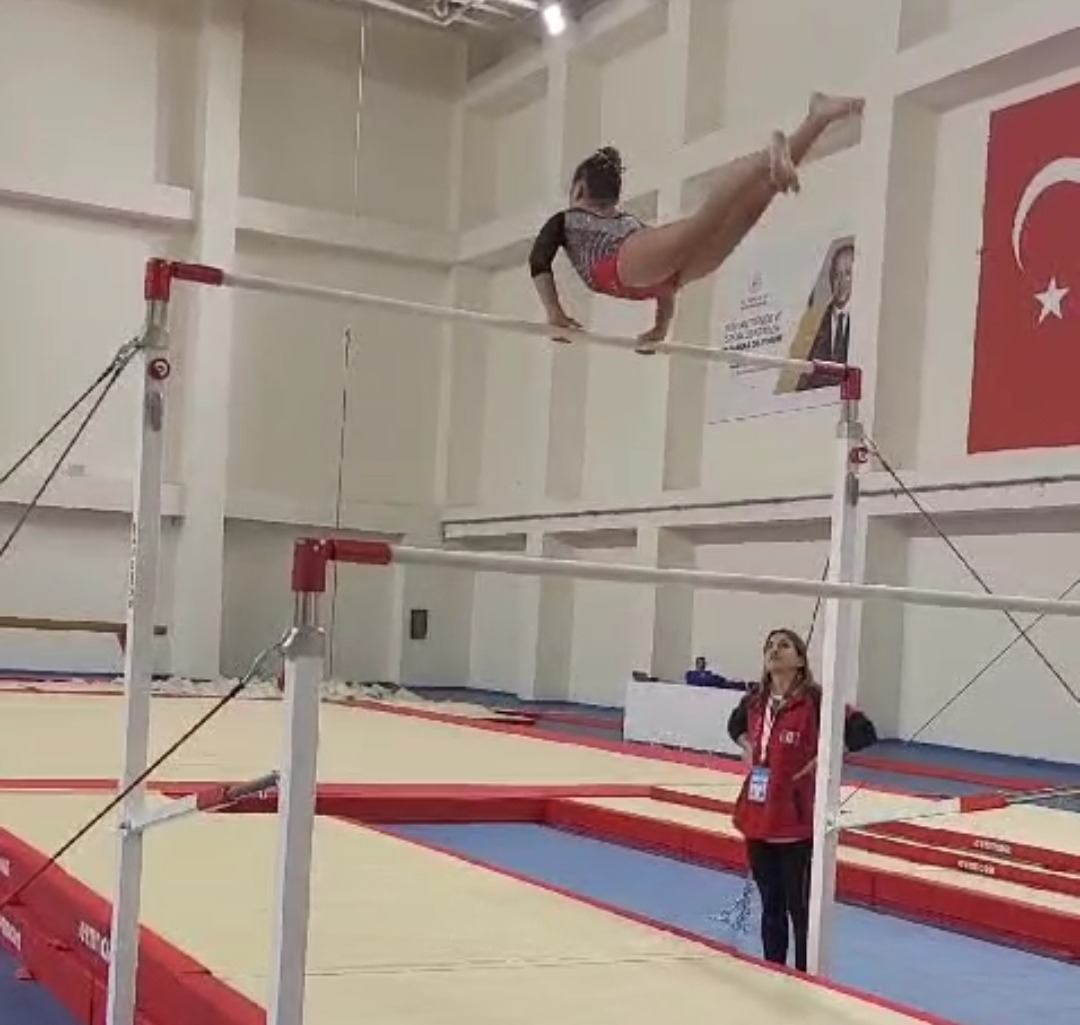 Support Helena on Her Journey to the World Championships campaign photo, 4 of 7
