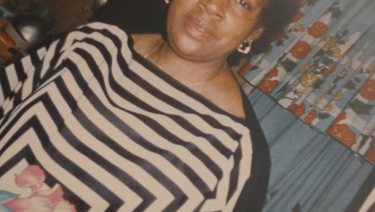 Help me honor my mother and brothers with proper memorials photo