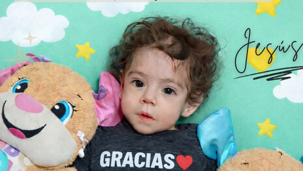Child in urgent need of life-saving esophageal surgery photo