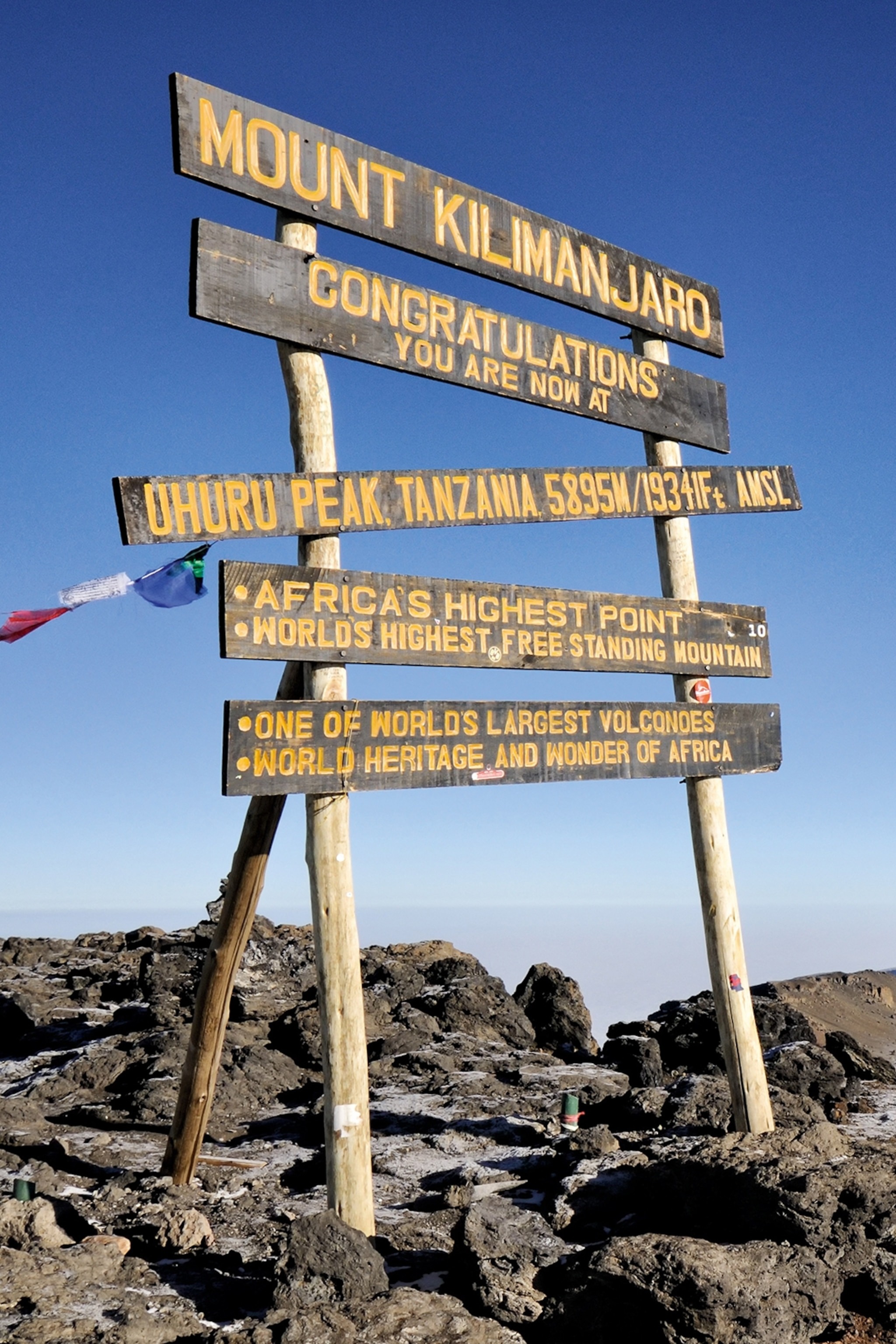Foto della campagna Climb Kilimanjaro in aid of Wirral St John's Hospice, 6 di 7