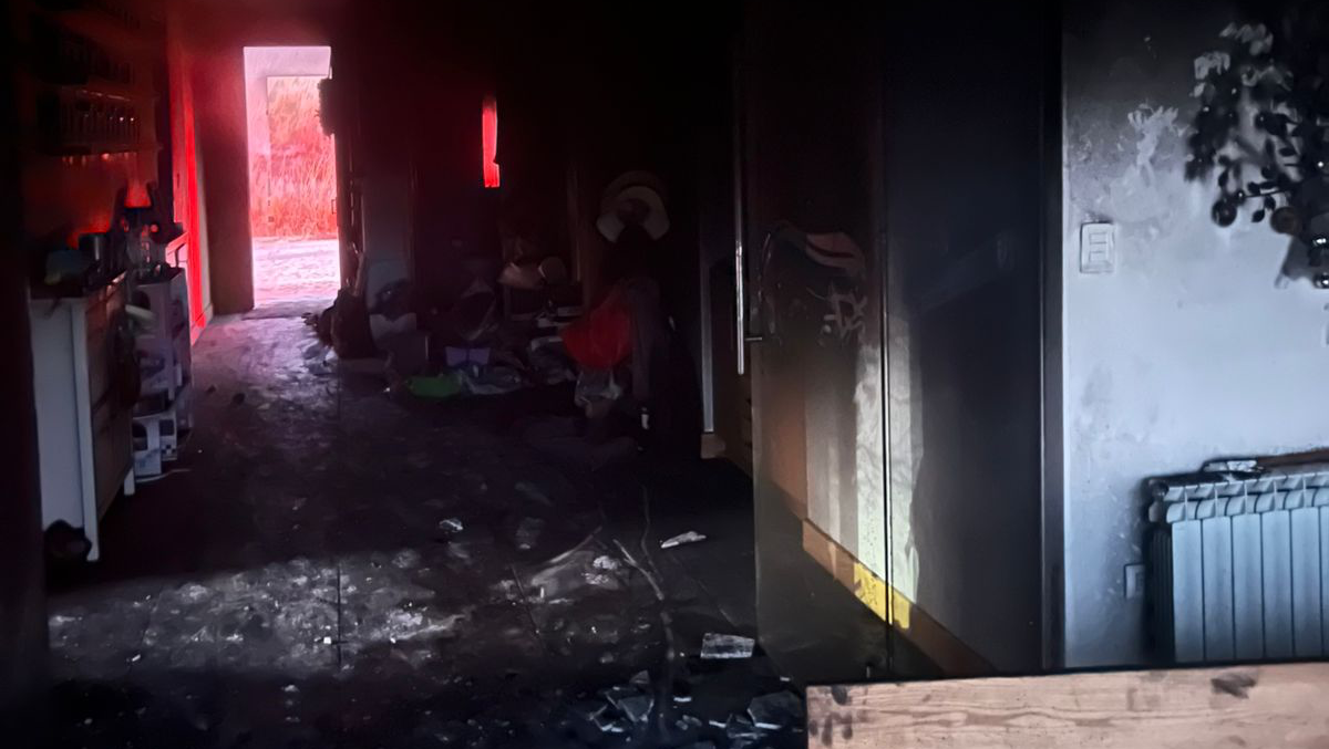 Me ayudas a reconstruir mi casa? photo