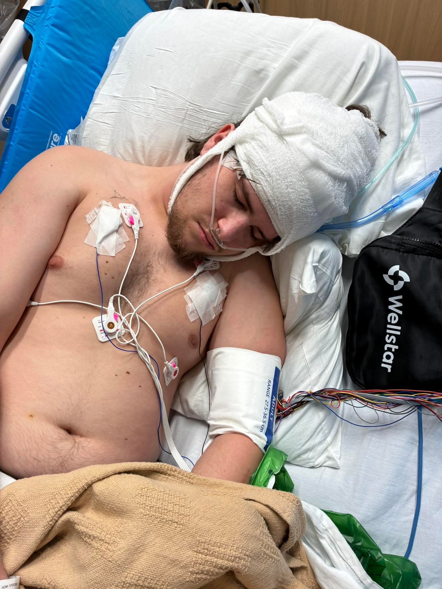 Help Erika Through This Crisis campaign photo, 5 of 7