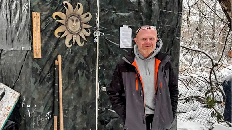 Help My Dad Rebuild His Life With Dignity photo