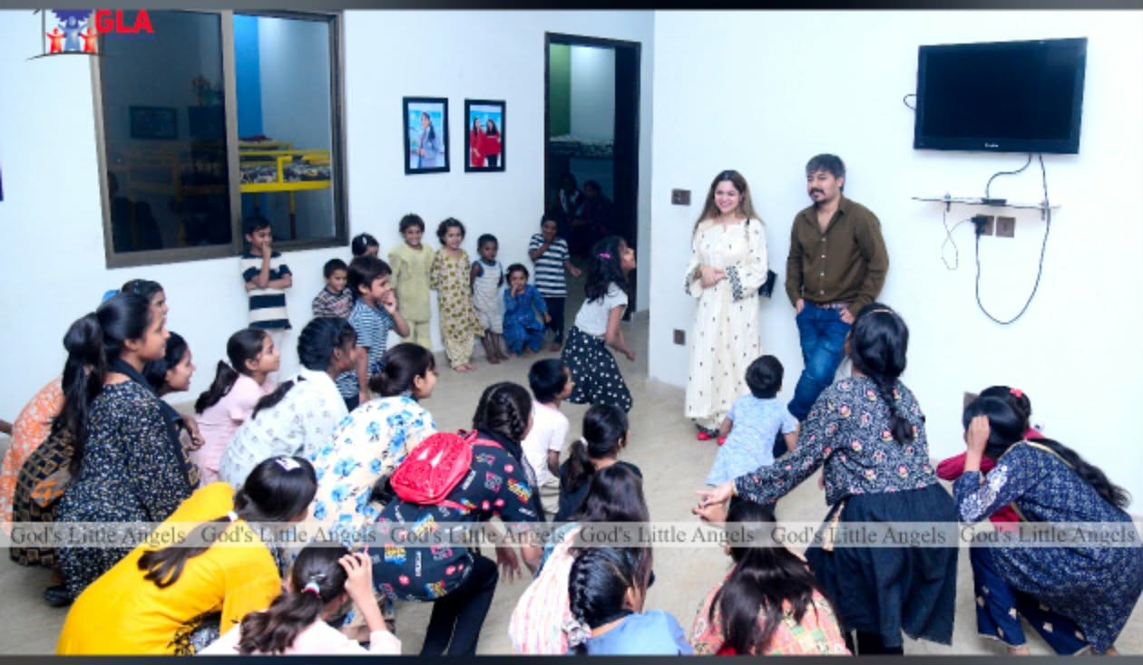 Support God’s Little Angels in Pakistan campaign photo, 4 of 5