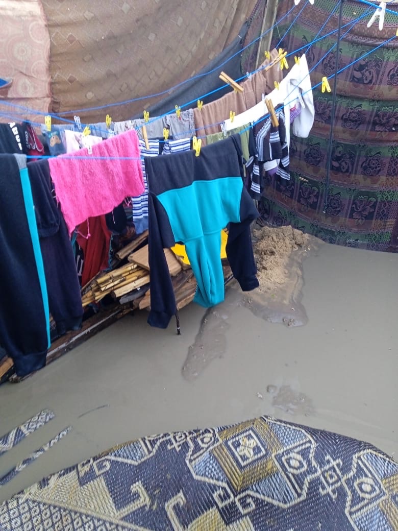  From peak to abyss, help Islam's family from Gaza campaign photo, 6 of 8
