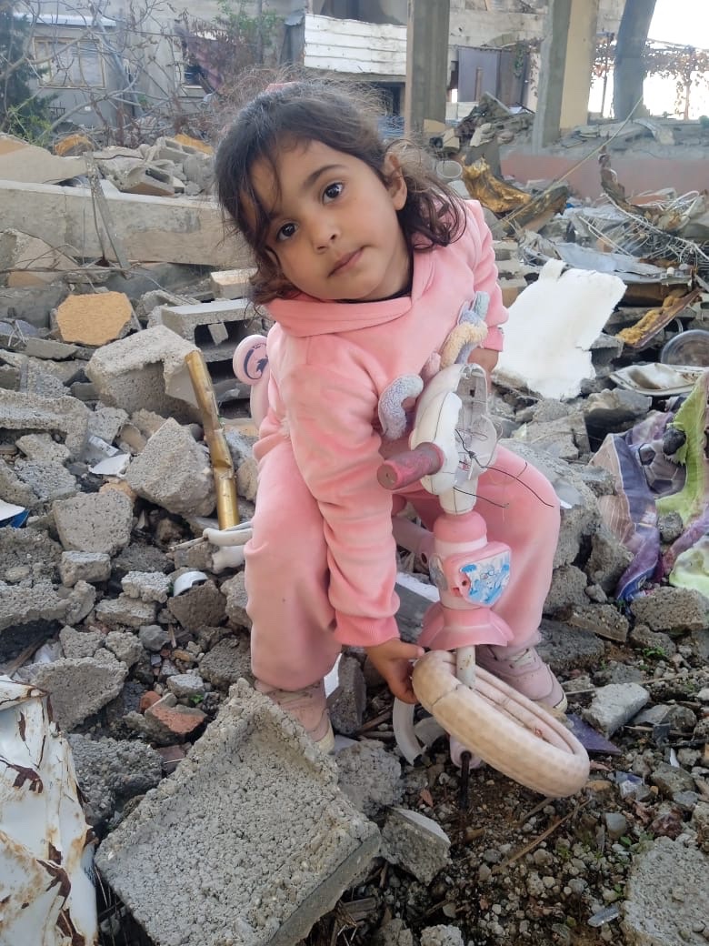  From peak to abyss, help Islam's family from Gaza campaign photo, 5 of 8
