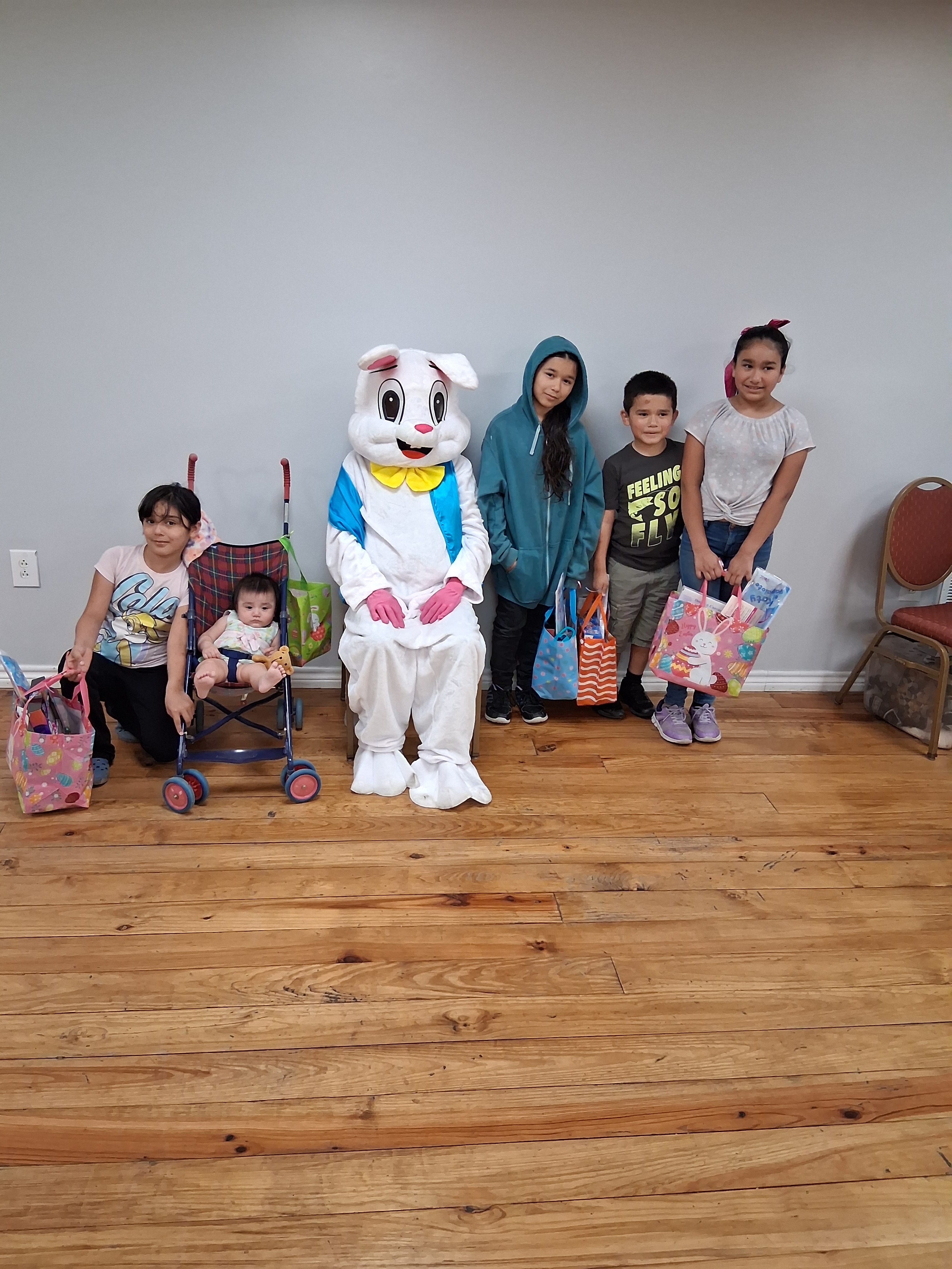 Help Christian Bring His Wife Home to Their Kids campaign photo, 6 of 7