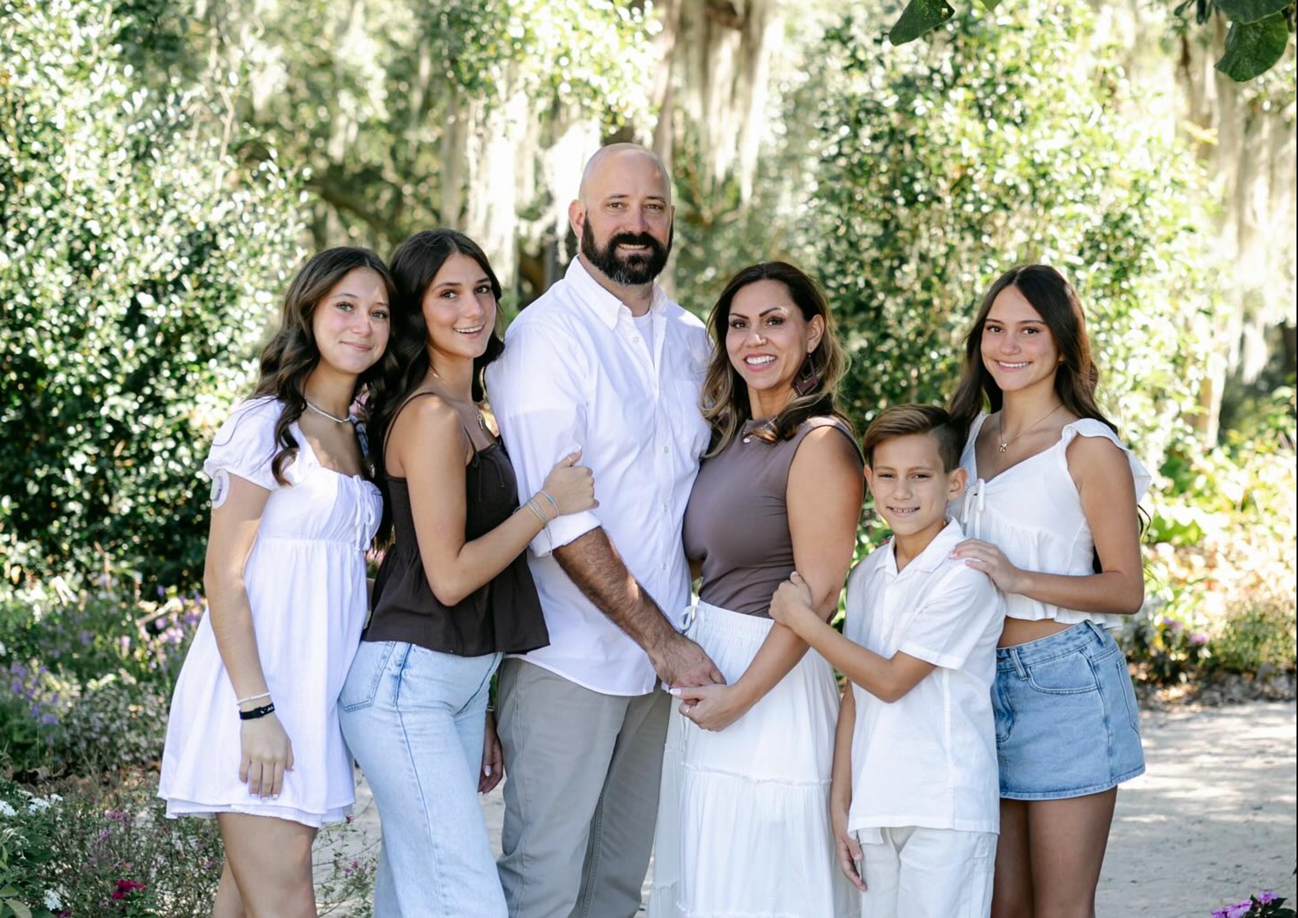 Support for Lisa & Family: Medical & Family Needs campaign photo, 4 of 6