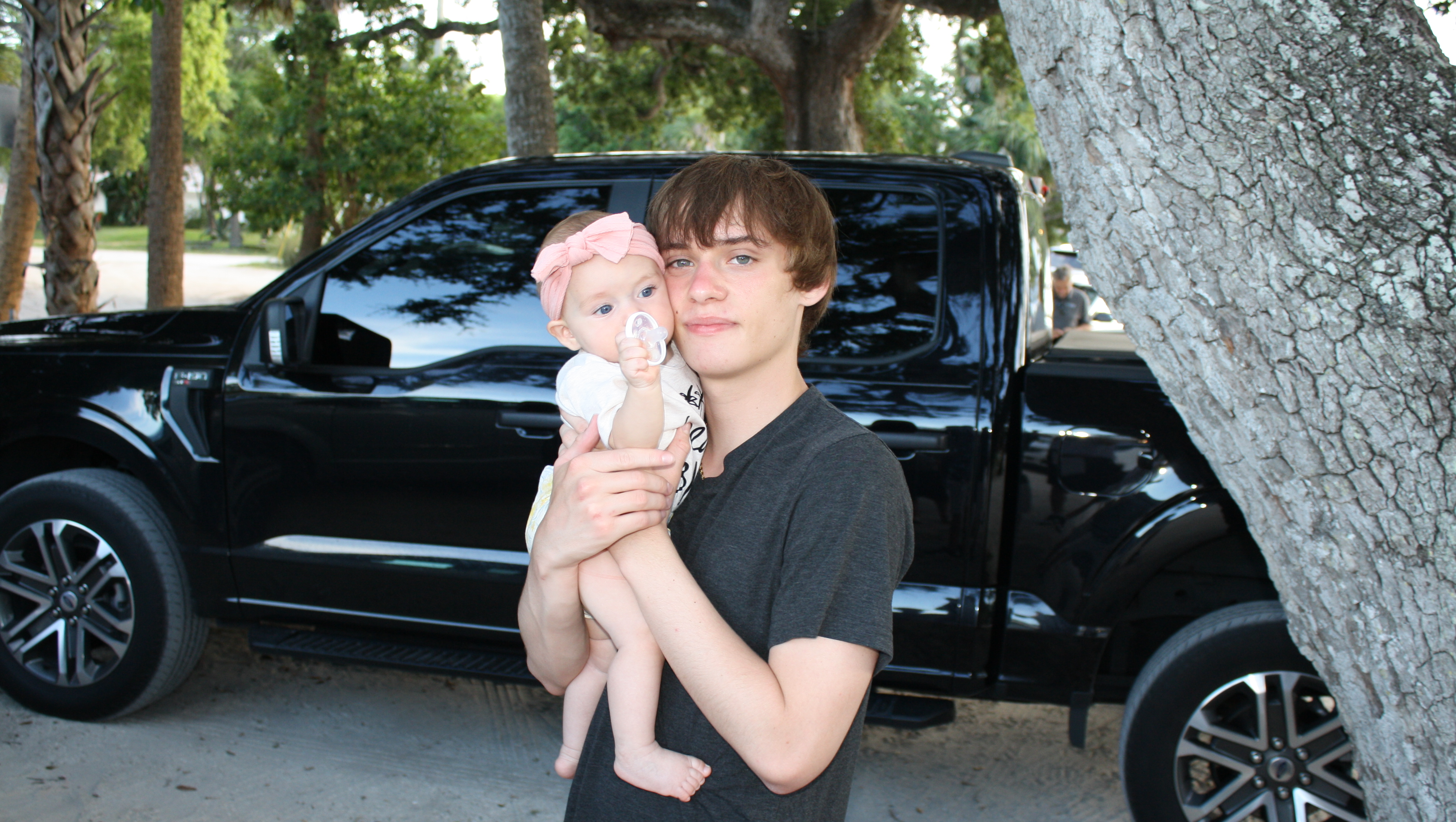 Help Teresa and Family Through Their Grief photo