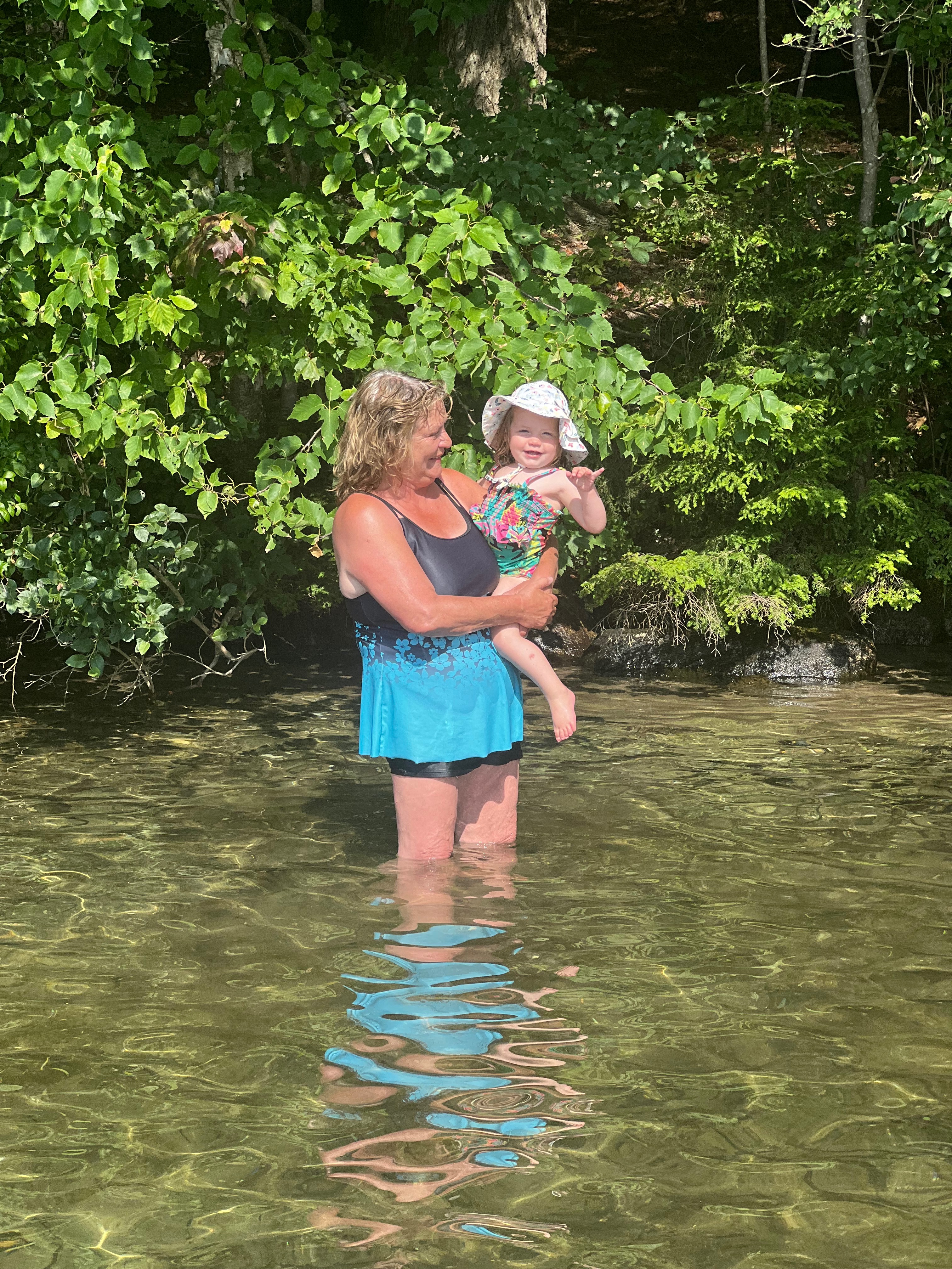 Help Kelly Recover After Her Fourth Knee Surgery campaign photo, 2 of 6