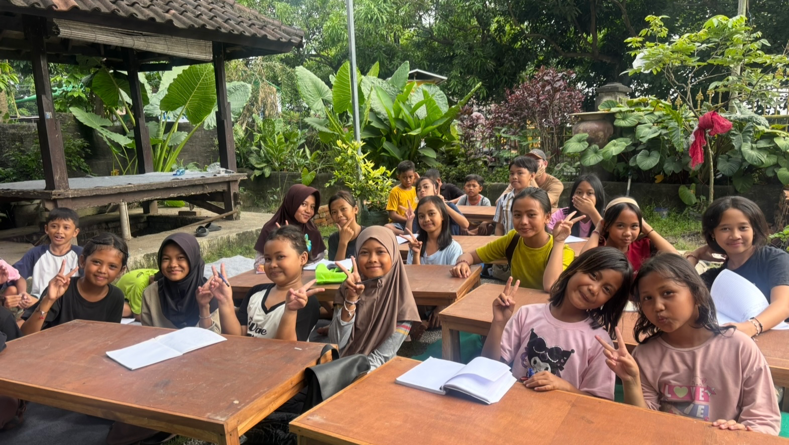 Help de kinderen comfortabel Engels te kunnen leren!!! photo