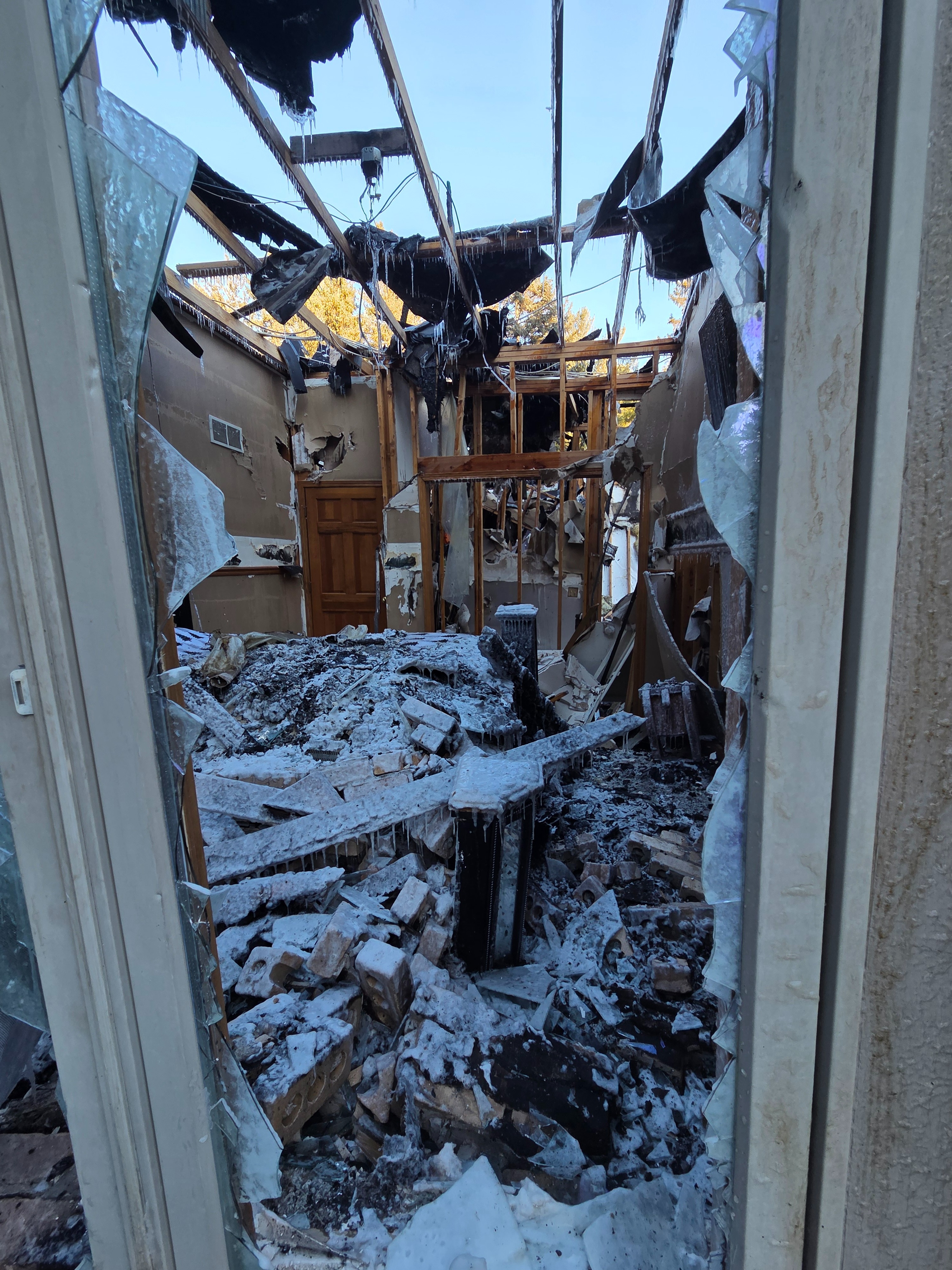 Help My Brother’s Family Start Over After the Fire campaign photo, 4 of 7