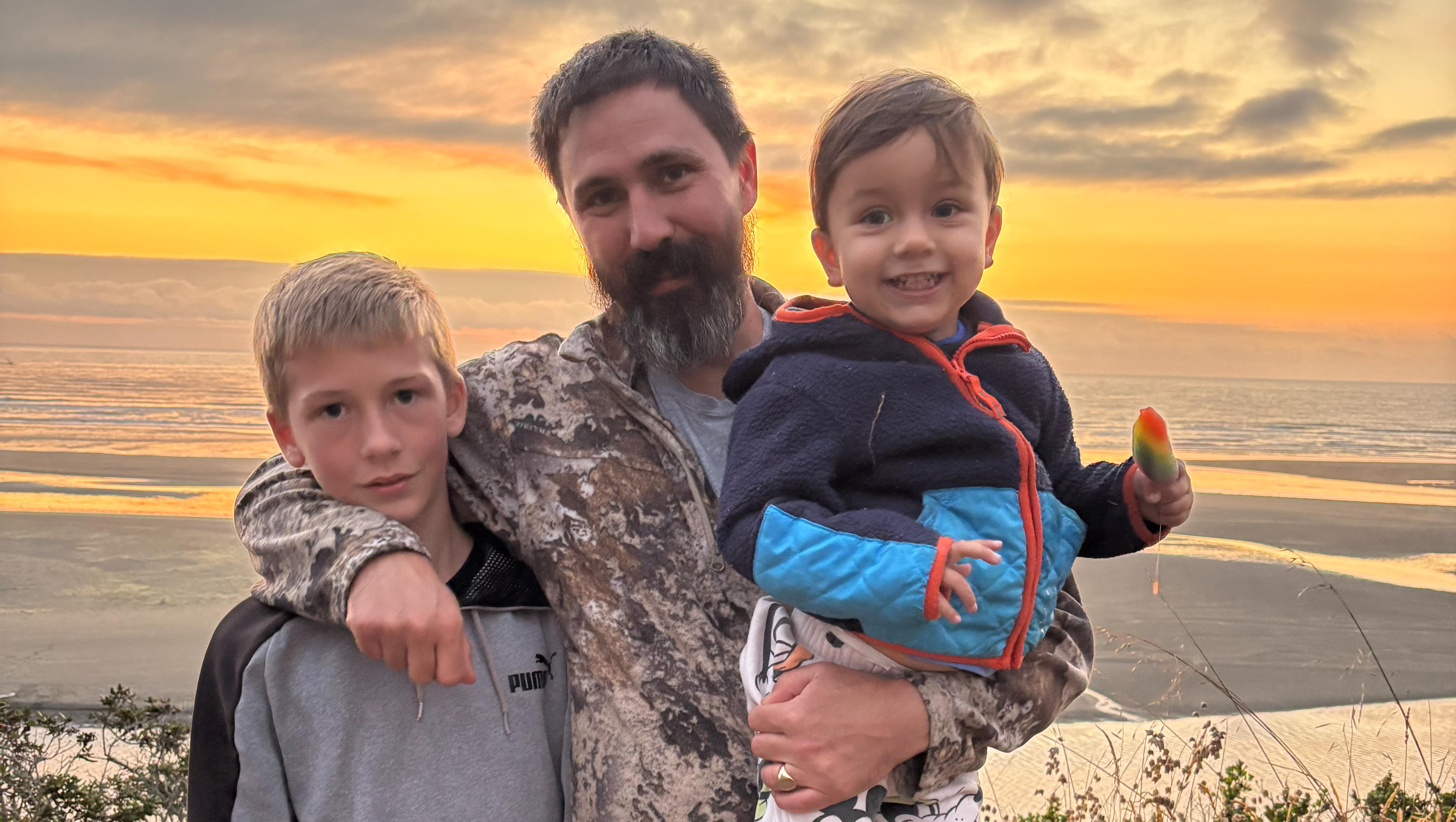 Support for the Macanas Family