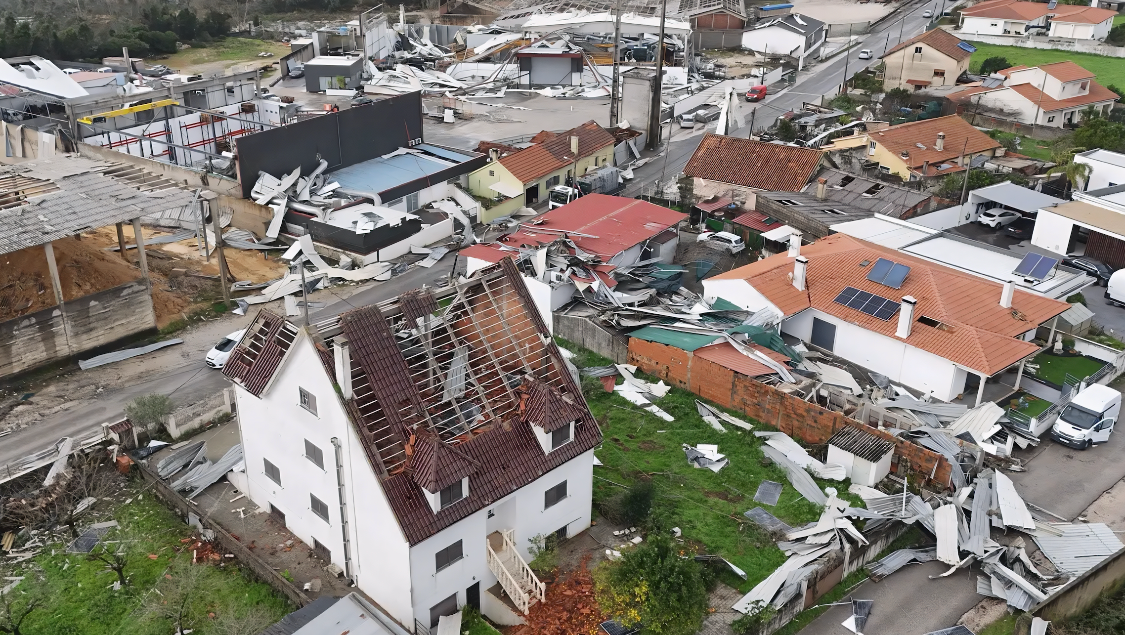 Leiria devastated! Help Restore roofs. Families Need you photo
