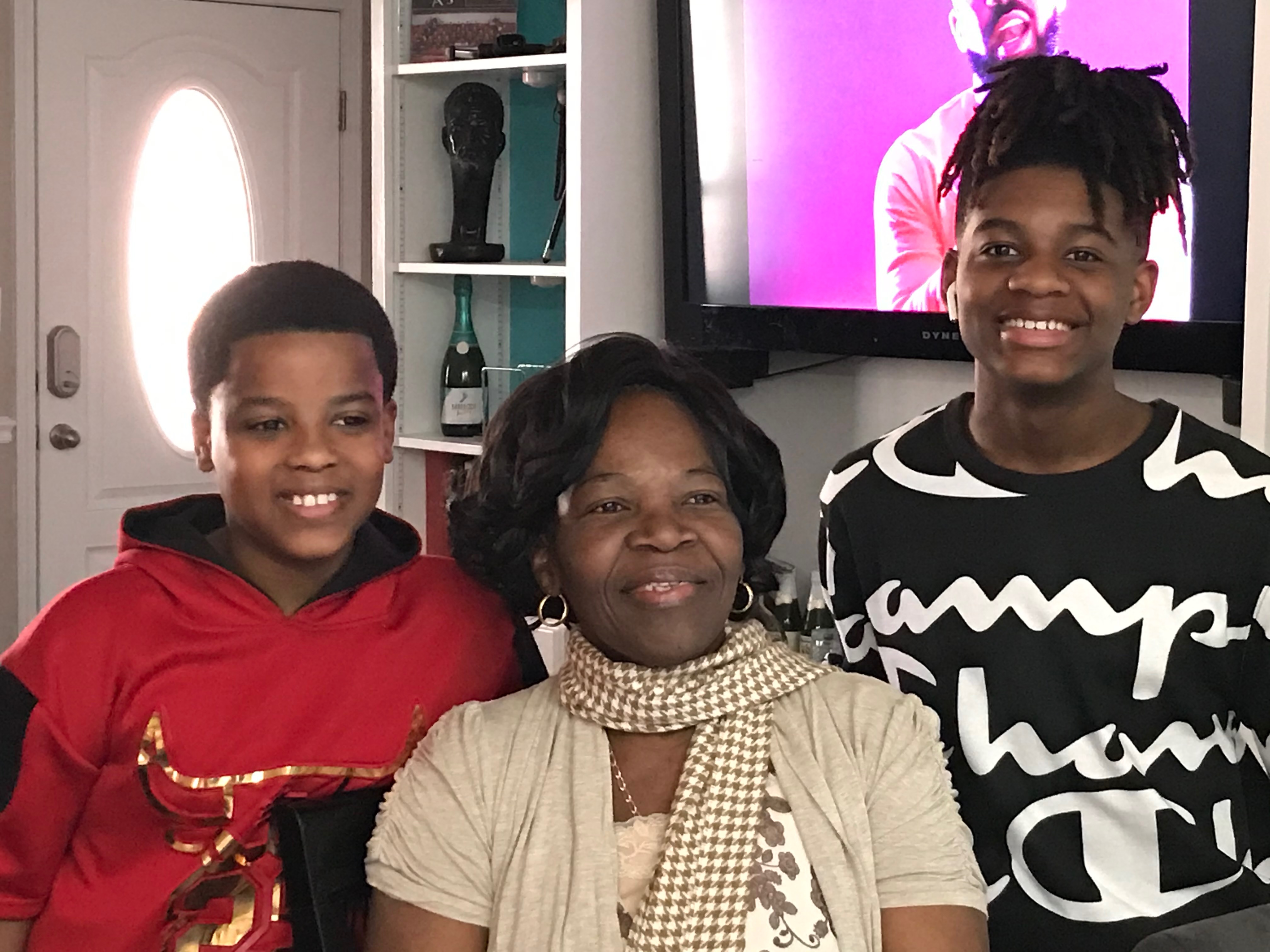 Ashaeil cox  Help Honor My Mom’s Memory gofundme donation