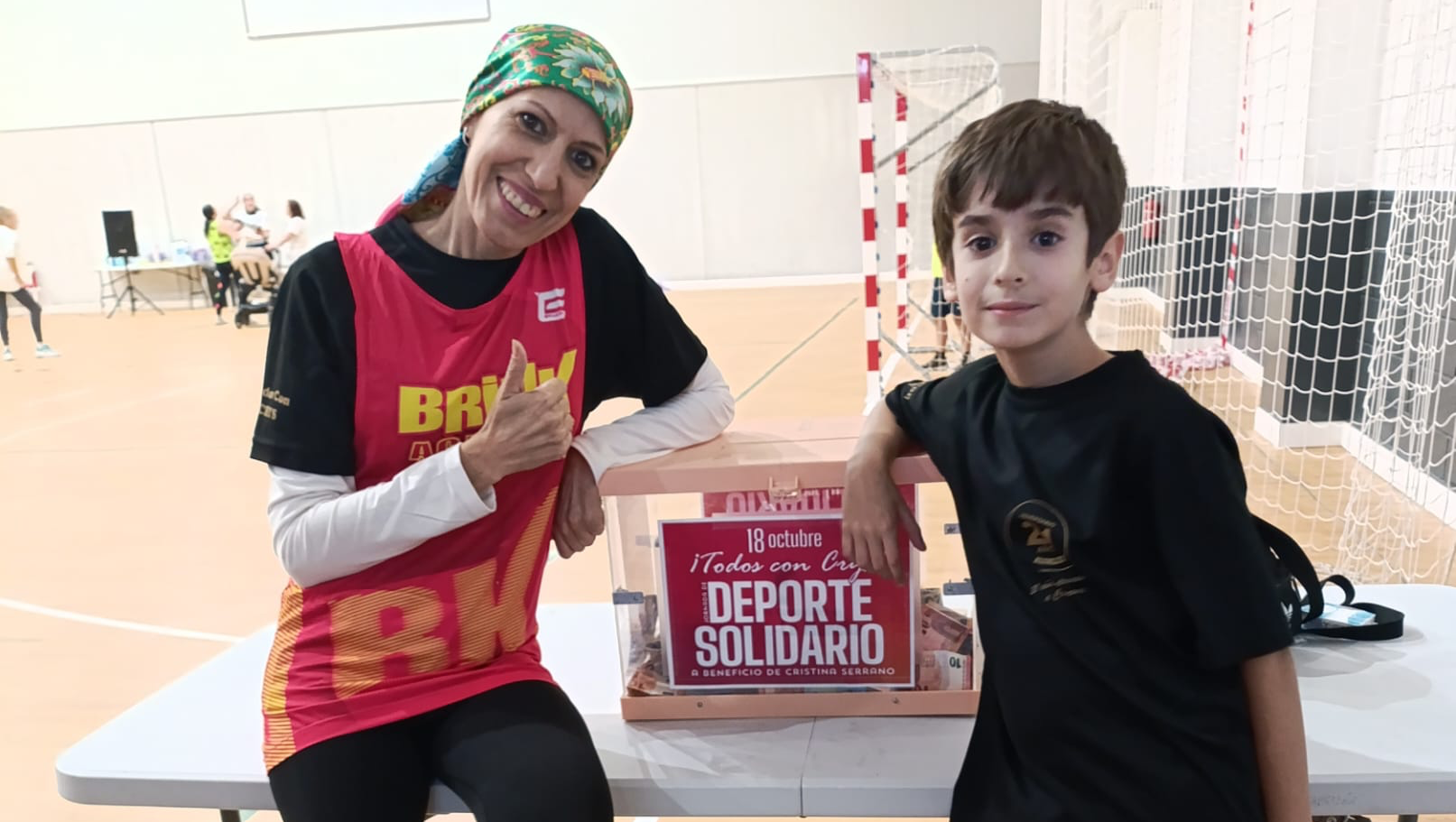 Ayuda a Crys para su tratamiento médico photo