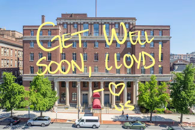 For Lloyd as He Heals campaign photo, 2 of 5