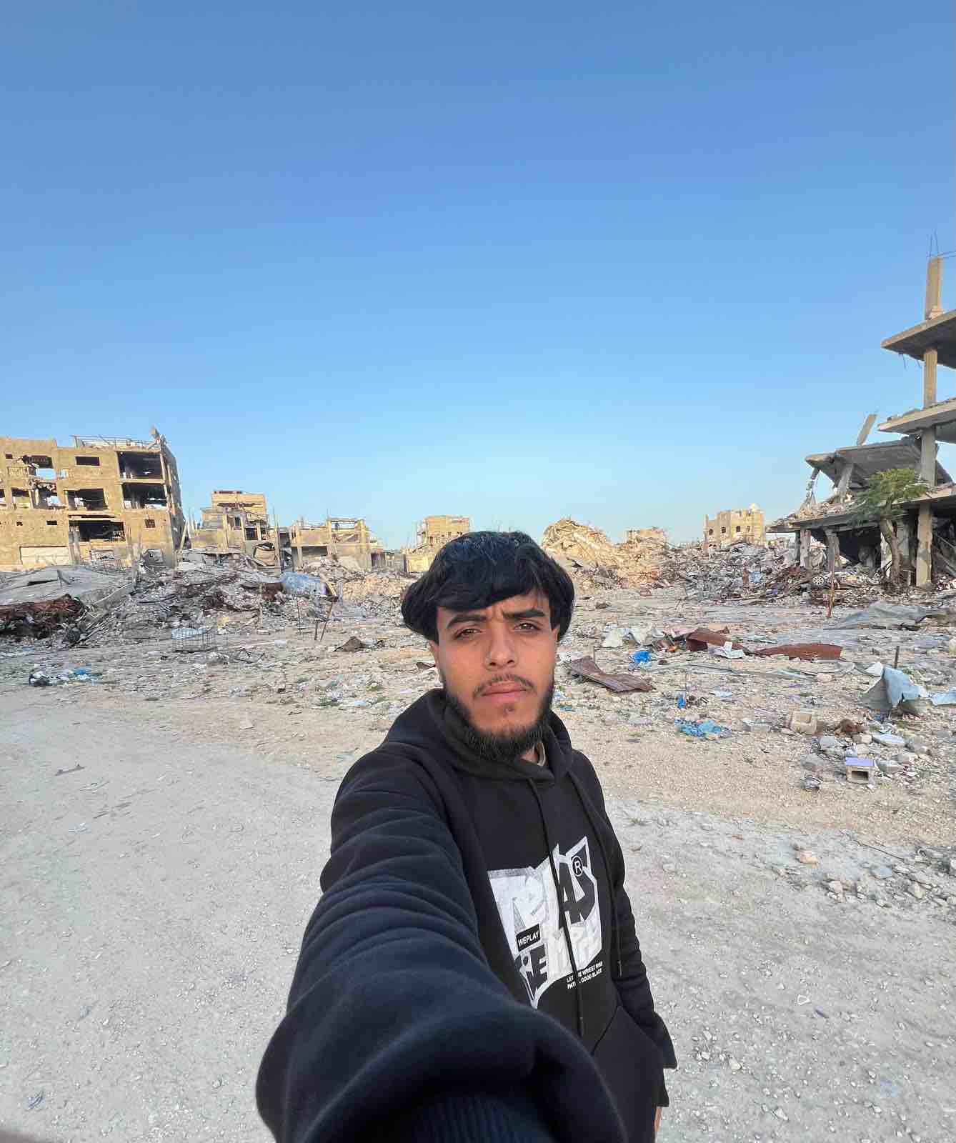 Humanitarian Emergency – Help Aboor and His Family in Gaza campaign photo, 2 of 4