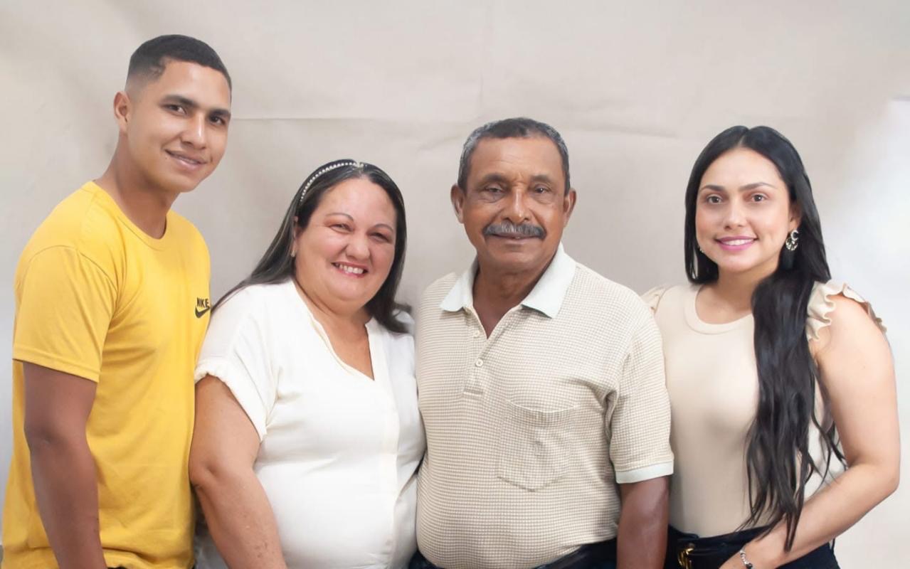 Ayudemos a mi papá a realizar sus estudios médicos urgentes campaign photo, 2 of 6