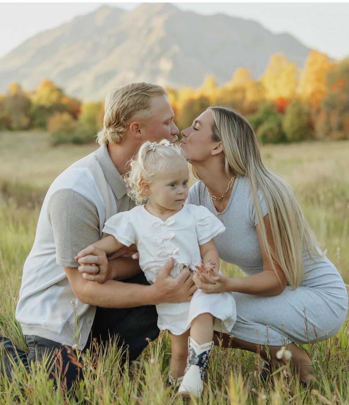 Supporting Hannah and Orlyn in loving memory of their twins  campaign photo, 6 of 7