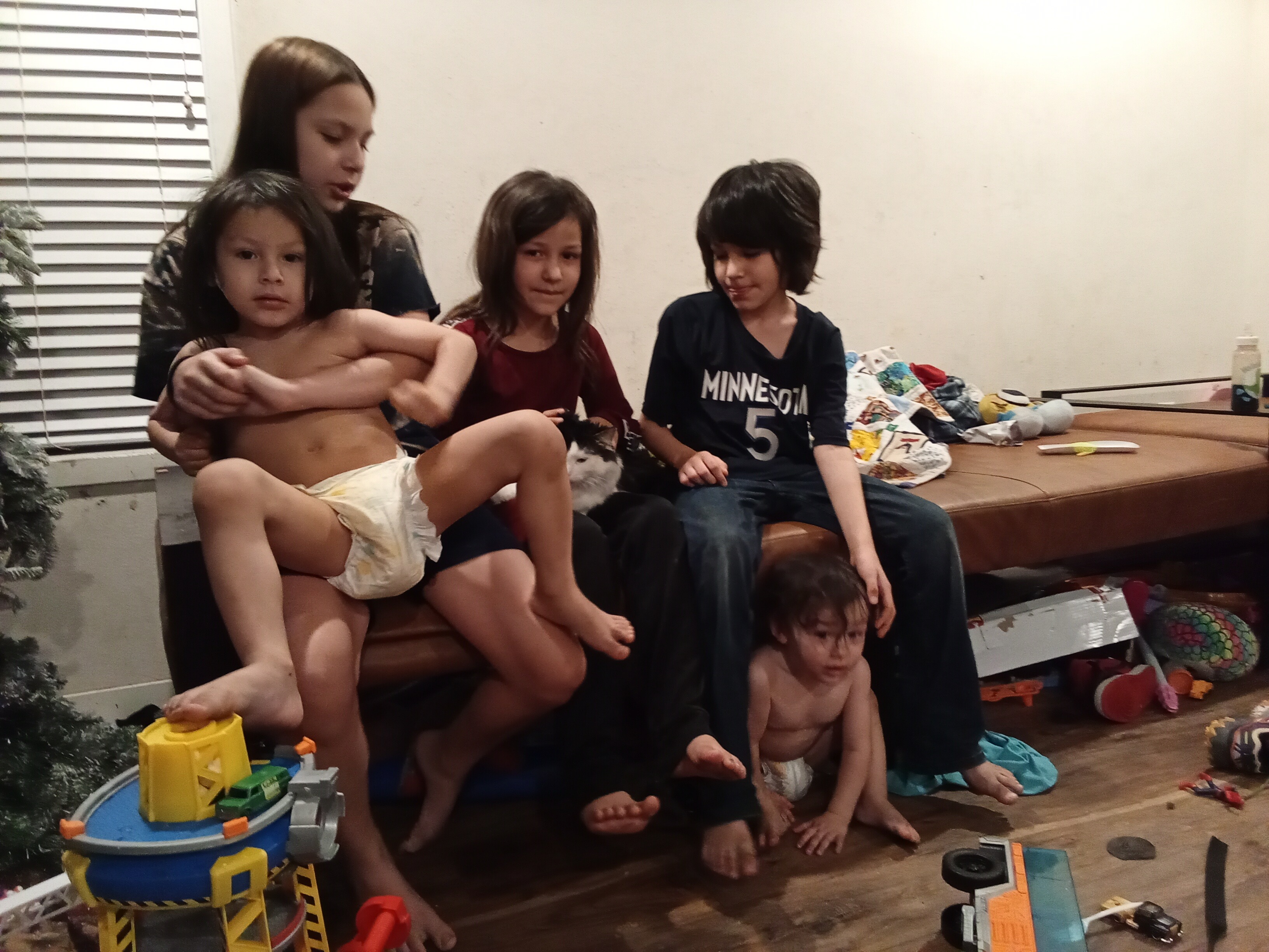 Help This Single Dad Provide for His Kids campaign photo, 2 of 7