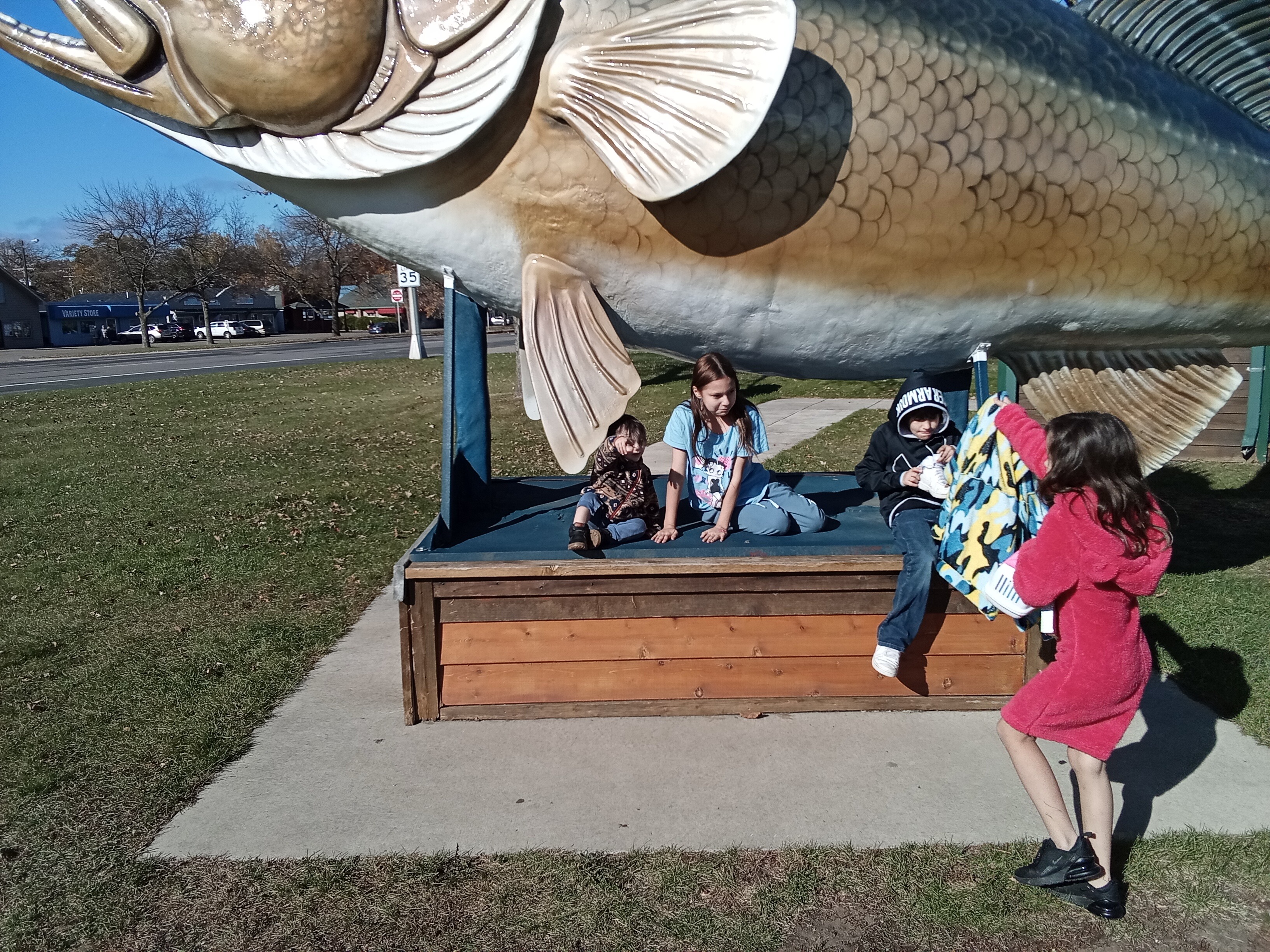 Help This Single Dad Provide for His Kids campaign photo, 5 of 7
