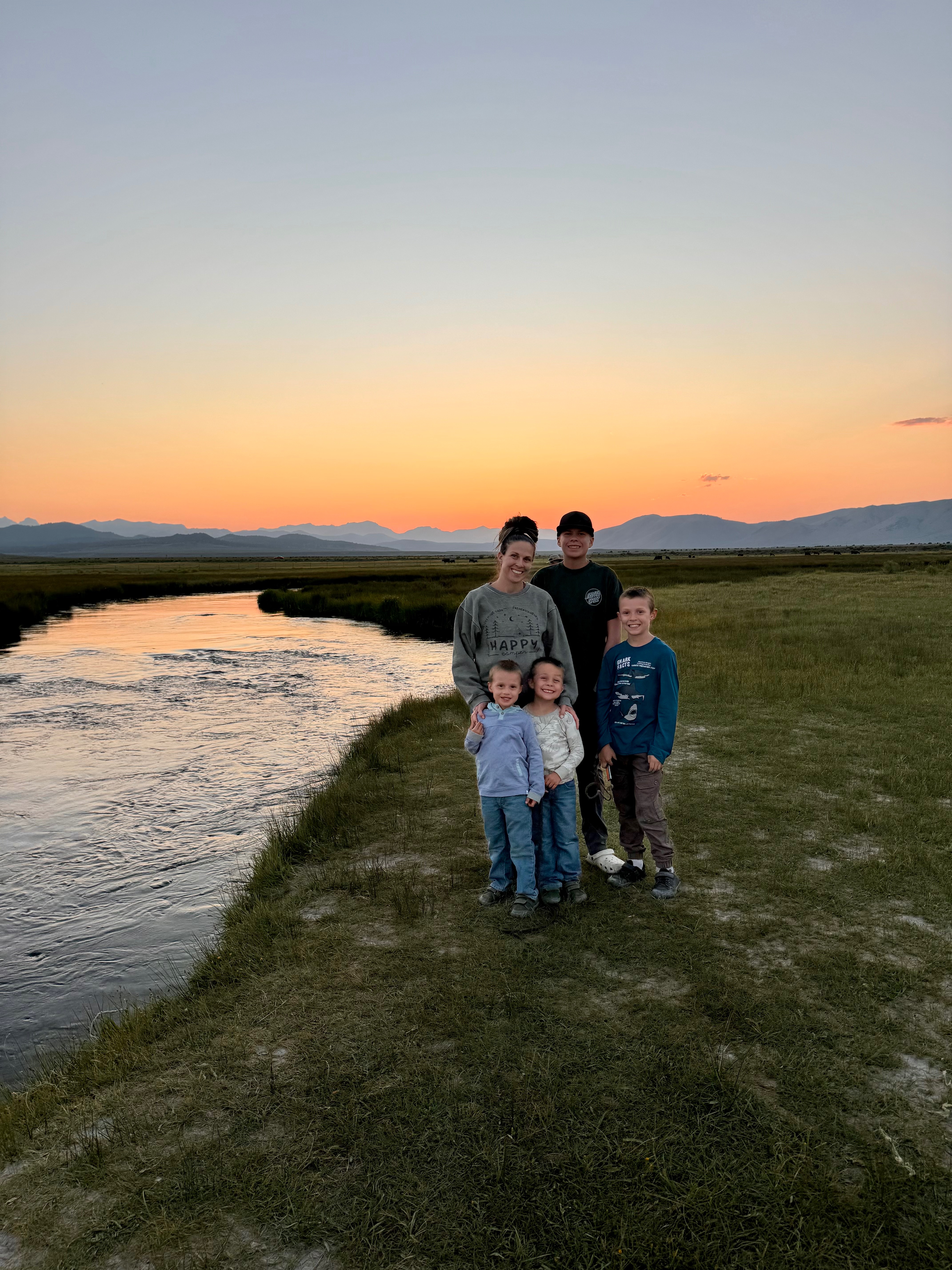 Help a Mother of 4 Provide a Safe Home & Future for Her Kids campaign photo, 2 of 8