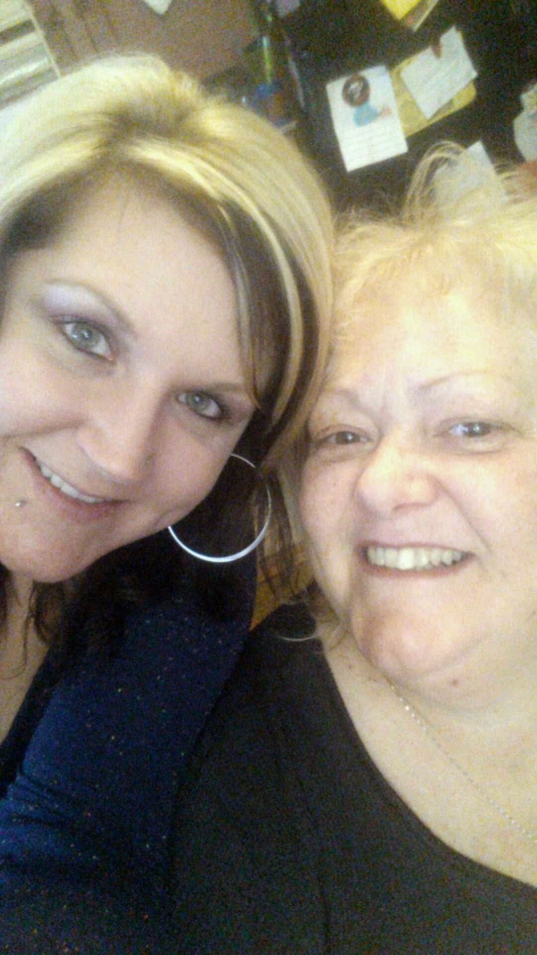 Support for My Aunt’s Memorial Arrangements campaign photo, 2 of 5