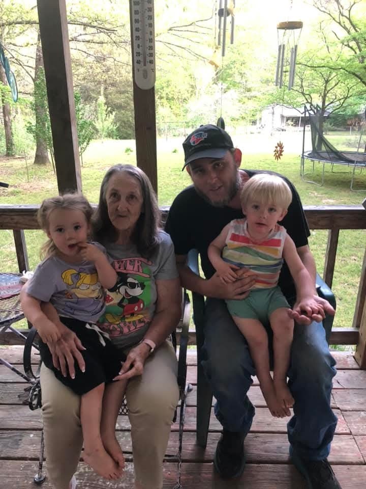 Support Leslie’s Funeral Expenses campaign photo, 4 of 8