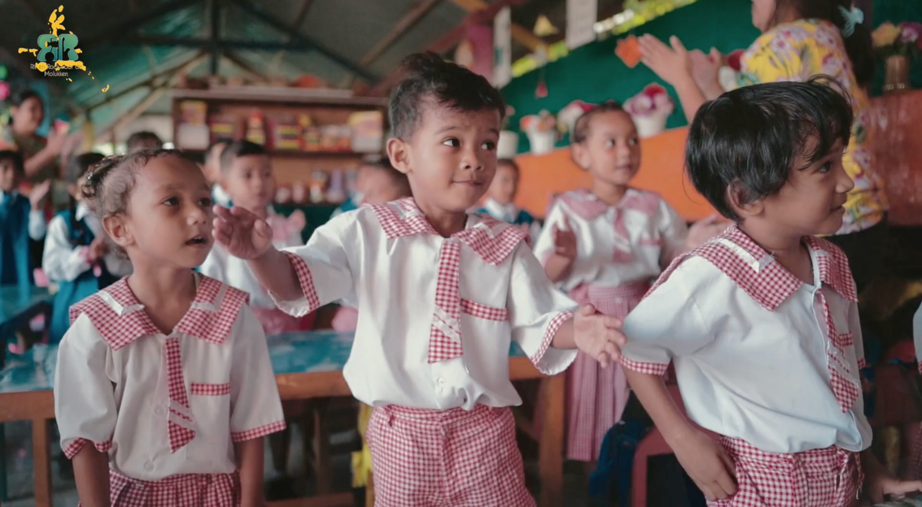 Steun een school op Ambon, Molukken campaign photo, 5 of 7