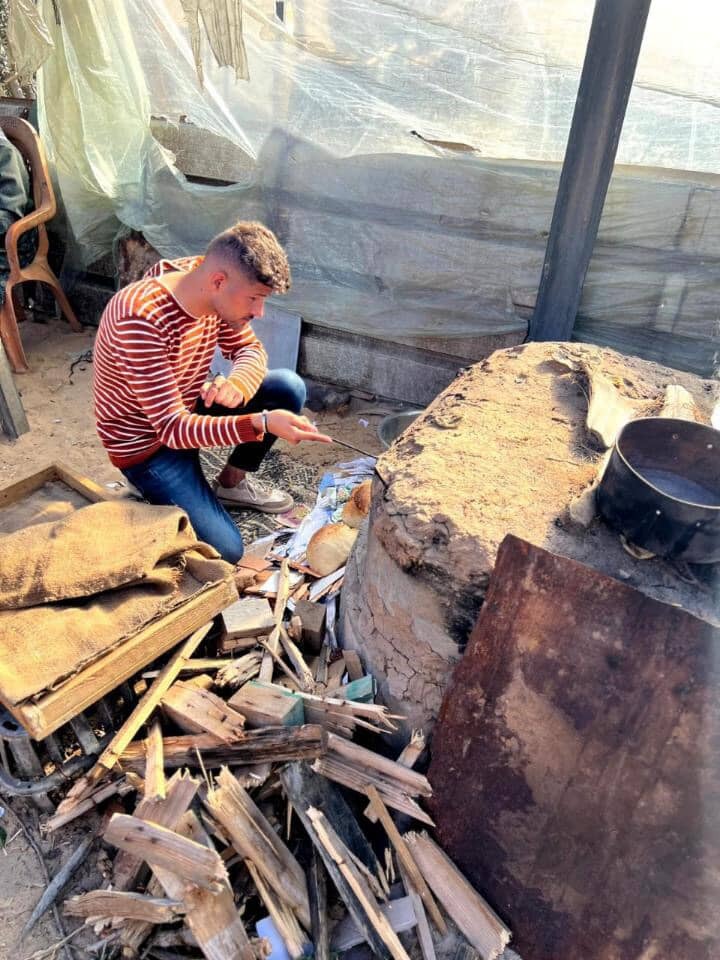 Aid Sadiq in Securing Basic Needs and Starting Again campaign photo, 7 of 8
